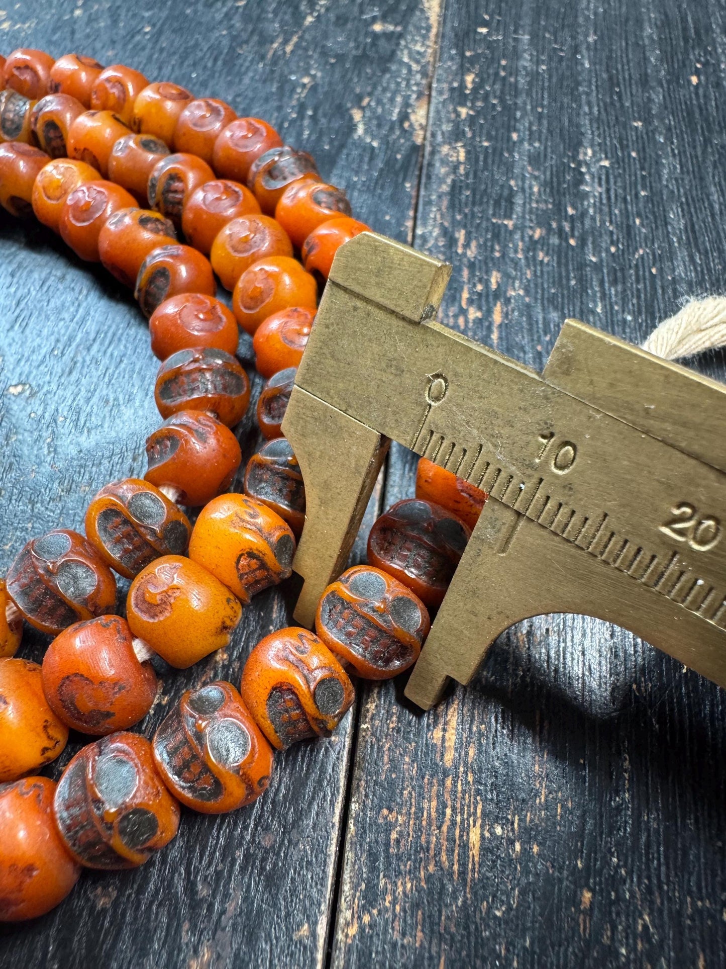 Vintage Tibetan Skull Bead Mala Necklace – 108 Beads – Hand Carved Resin Prayer Mala – 33 Inches – Himalayan Buddhist Meditation Necklace