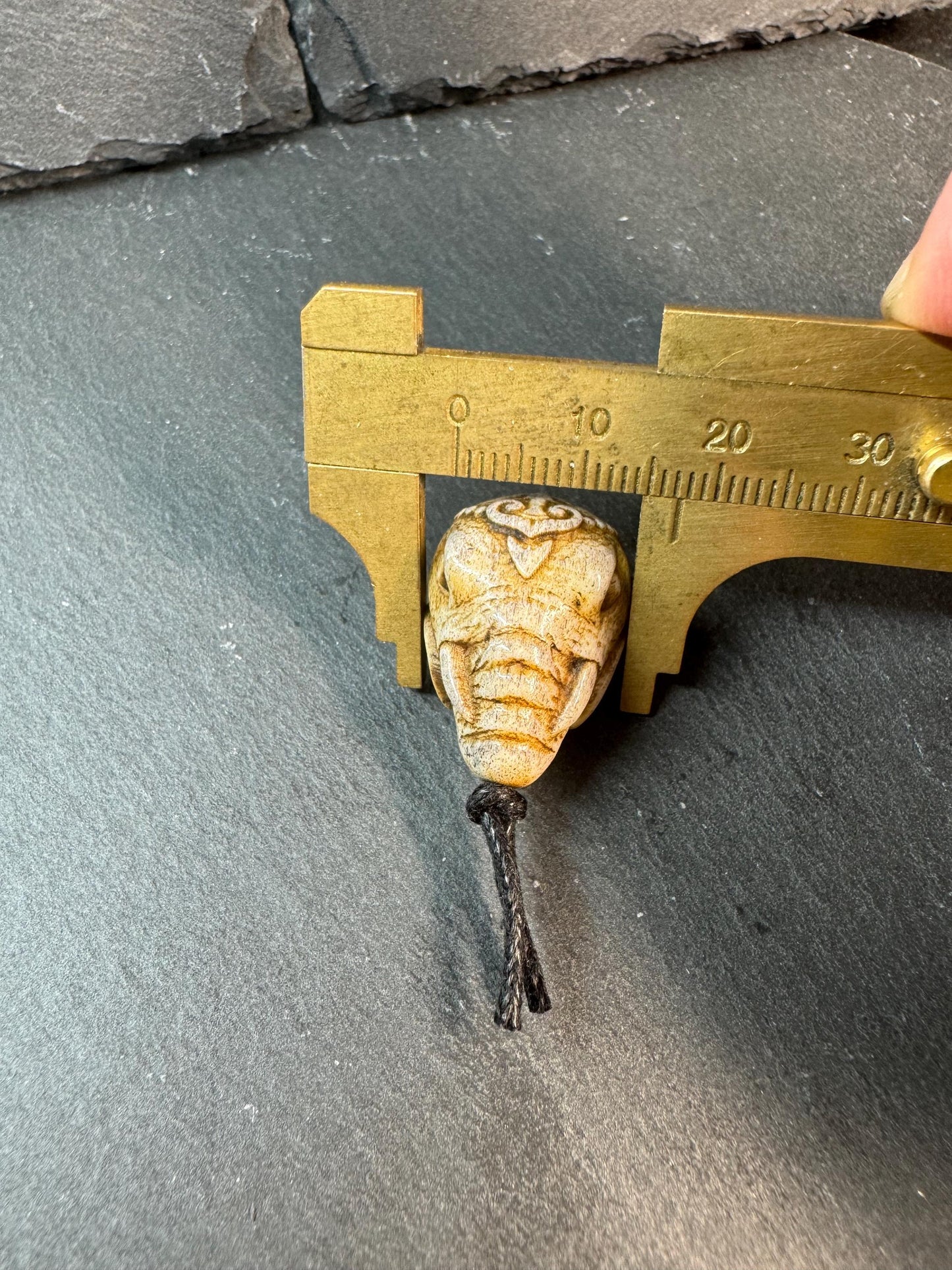 Hand Carved Deer Antler Ganesha Bead – Elephant Head Hindu Deity Pendant / Guru Bead – Spiritual Amulet, Handmade Mala Accessory