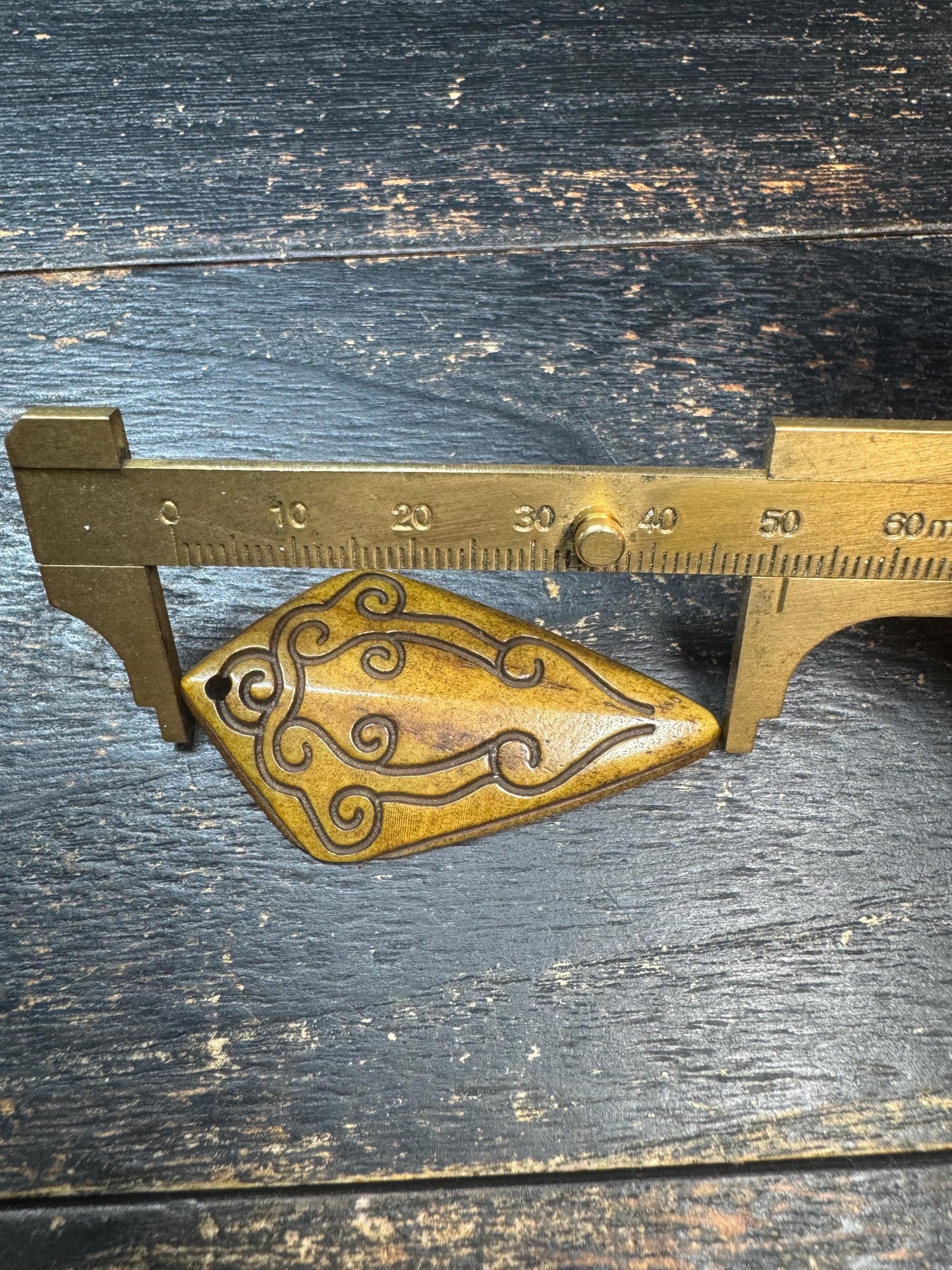 Hand-Carved Yak Bone Tribal Pendant | Himalayan Cloud Motif Amulet | Vintage Style Ethnic Necklace Charm | Boho Artisan Jewelry