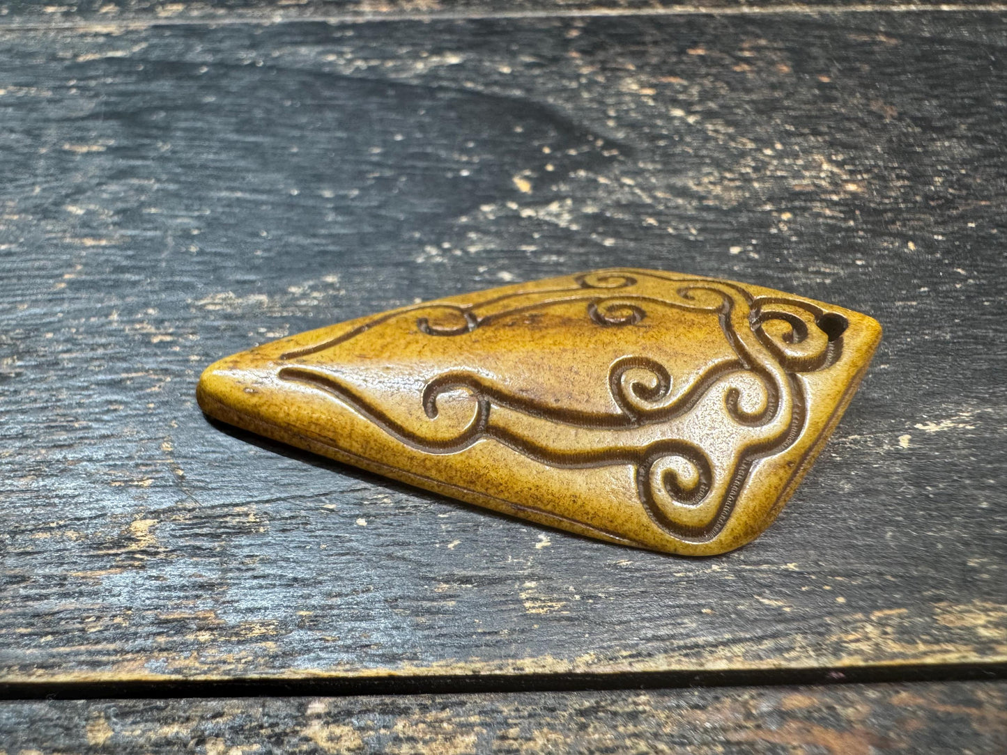 Hand-Carved Yak Bone Tribal Pendant | Himalayan Cloud Motif Amulet | Vintage Style Ethnic Necklace Charm | Boho Artisan Jewelry