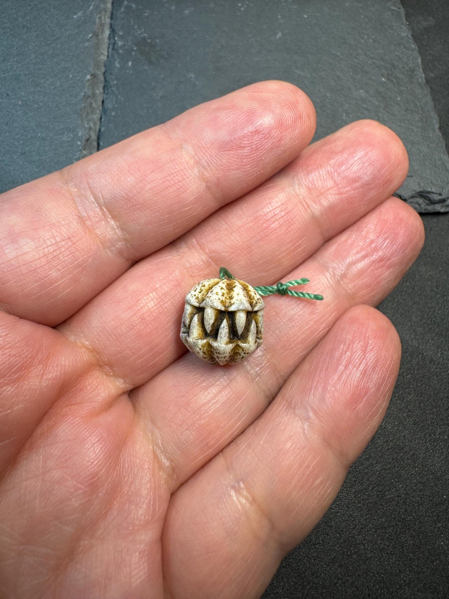 Hand Carved Deer Antler Beast Mouth Bead – Open Jaw Protective Amulet – Fierce Totem Guru Bead for Mala / Pendant