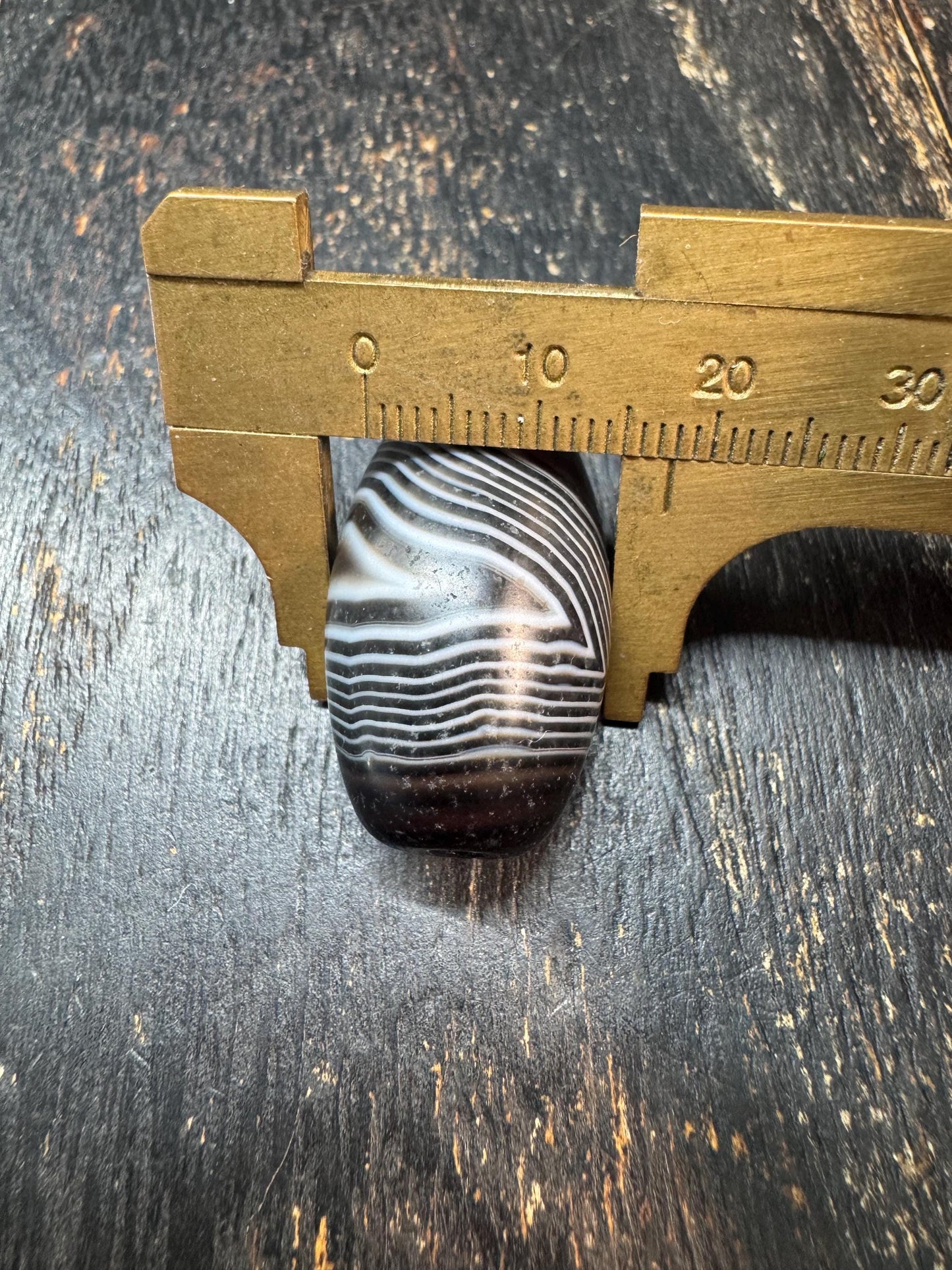 Vintage Black Banded Agate Dzi Style Bead Pendant, Eye Pattern Agate Guru Bead, Himalayan Tribal Jewelry Supply, Old Stripe Agate Barrel Bea