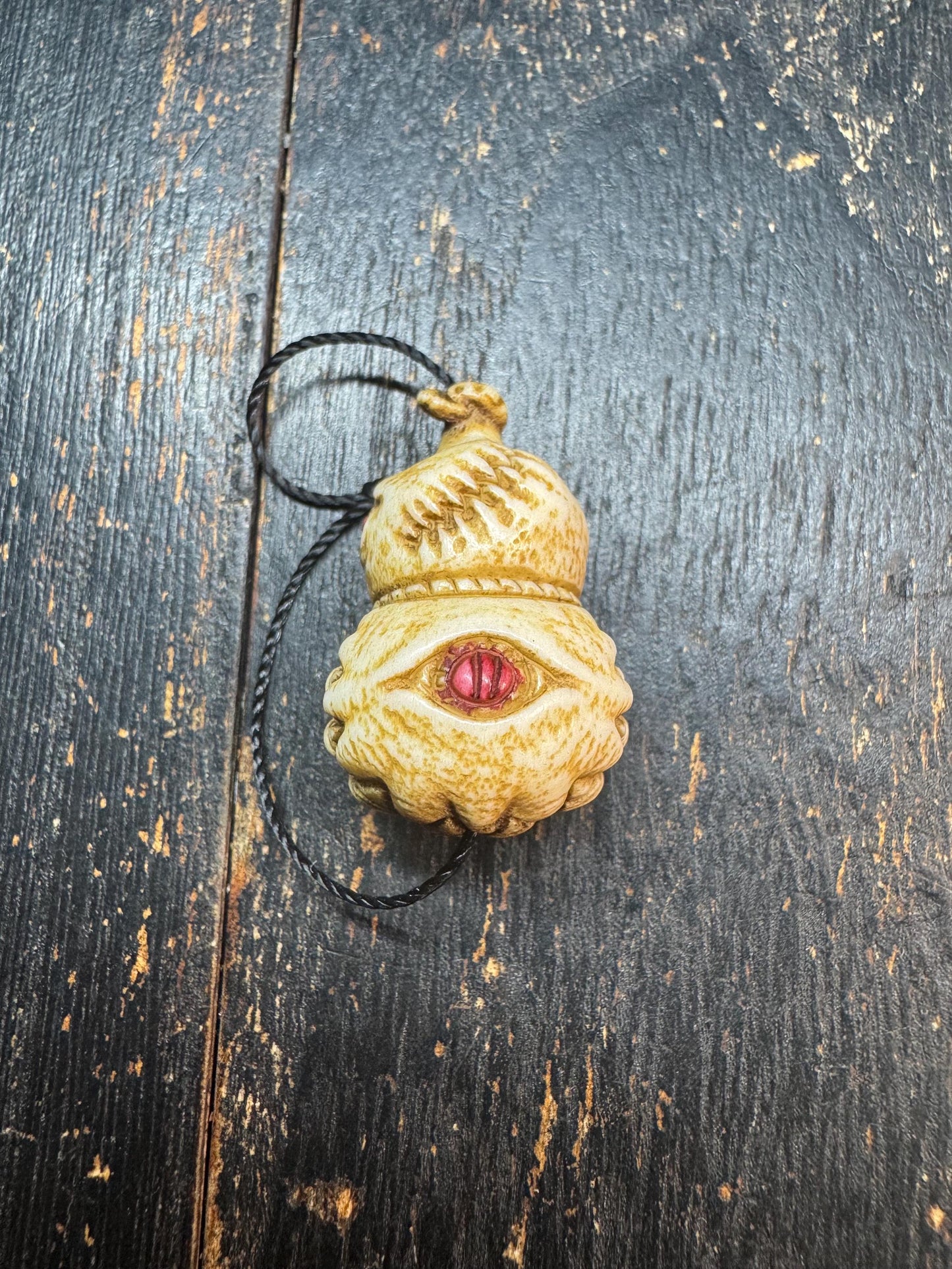 Hand Carved Deer Antler Wealth Gourd Pendant, Tibetan Buddhist Treasure Vase Amulet, One Eye Talisman Bead, Himalayan Style Charm