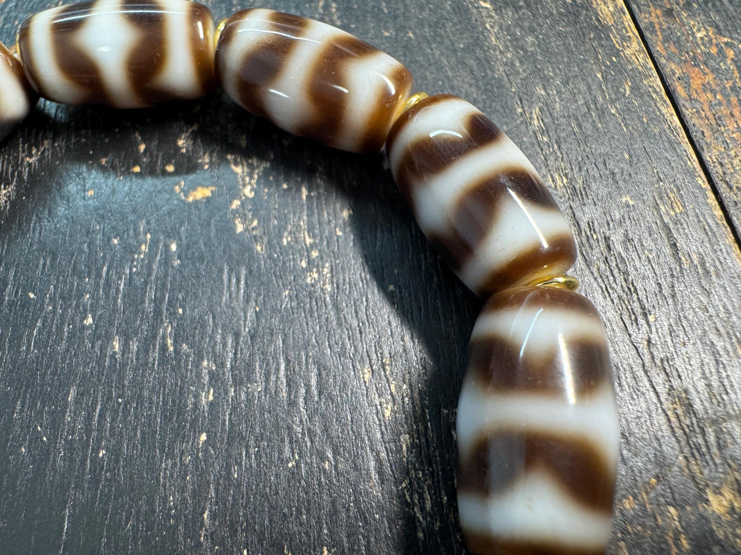 Vintage Tibetan Dzi Bead Bracelet – Brown & White Barrel Agate Beads, Himalayan Stretch Bracelet, Protection Jewelry