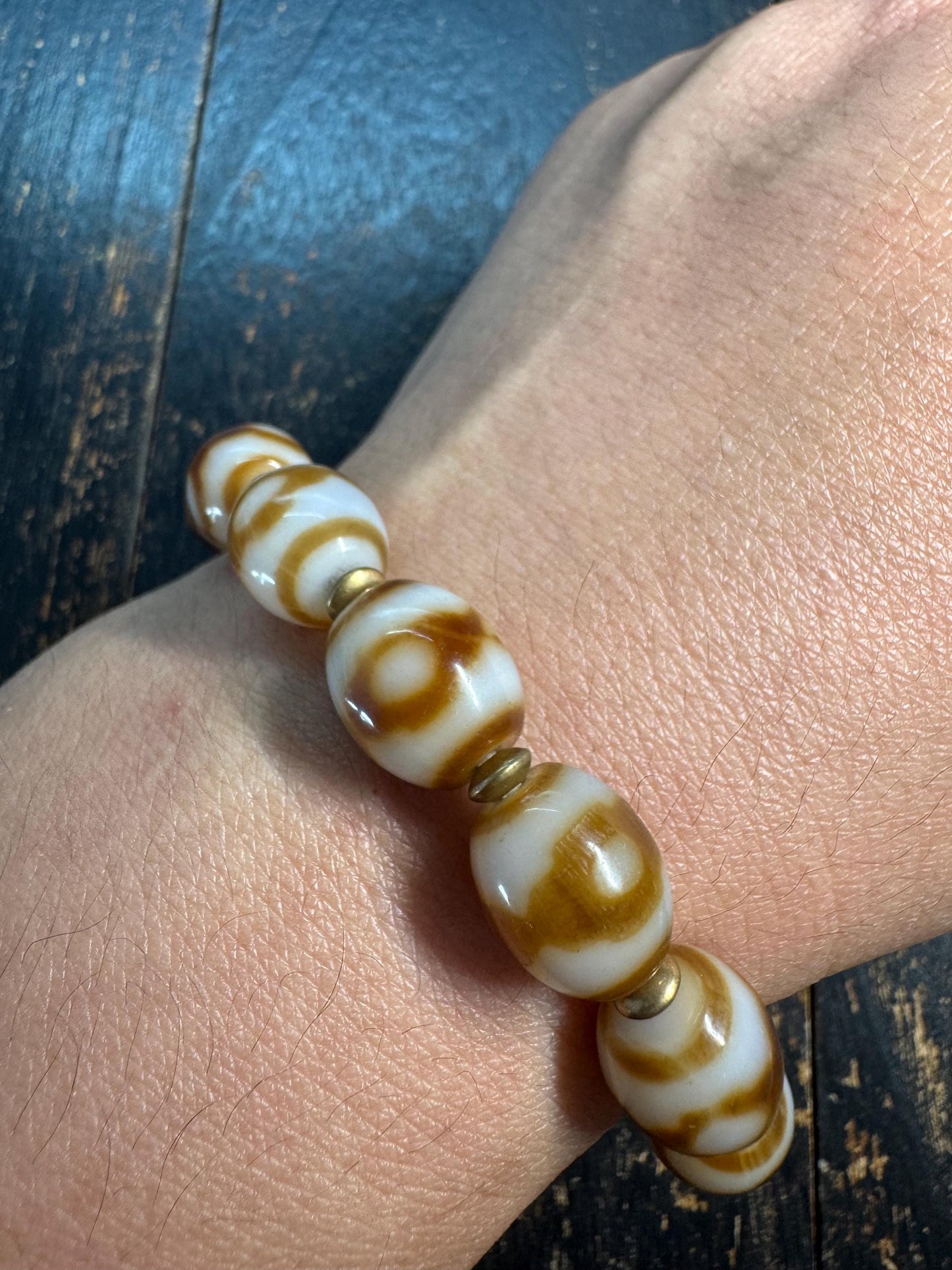Vintage Three Eye Dzi Bead Bracelet, Tibetan Agate Bracelet, Brown White Barrel Beads, Himalayan Stretch Bracelet, Protection Jewelry