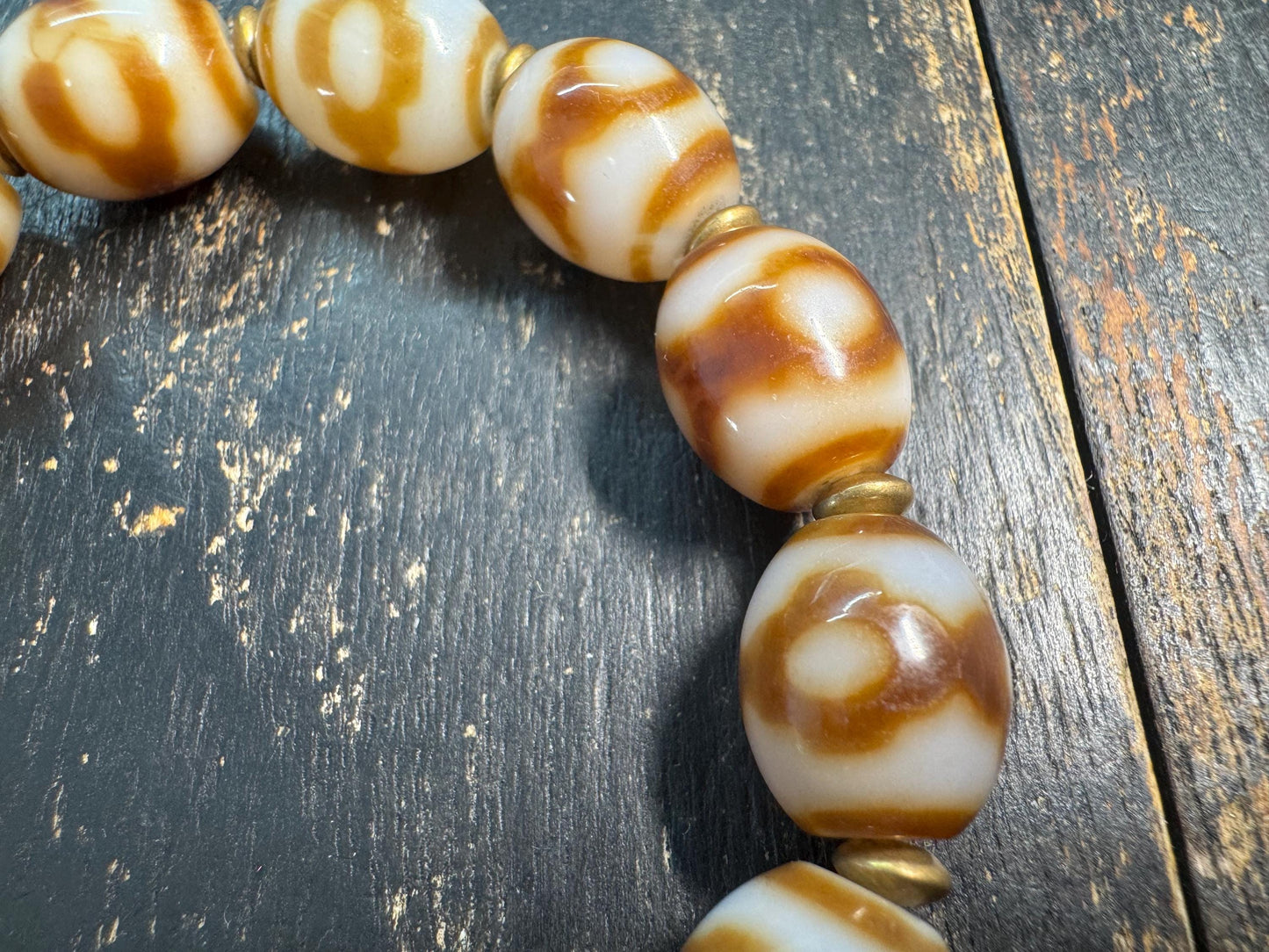 Vintage Three Eye Dzi Bead Bracelet, Tibetan Agate Bracelet, Brown White Barrel Beads, Himalayan Stretch Bracelet, Protection Jewelry