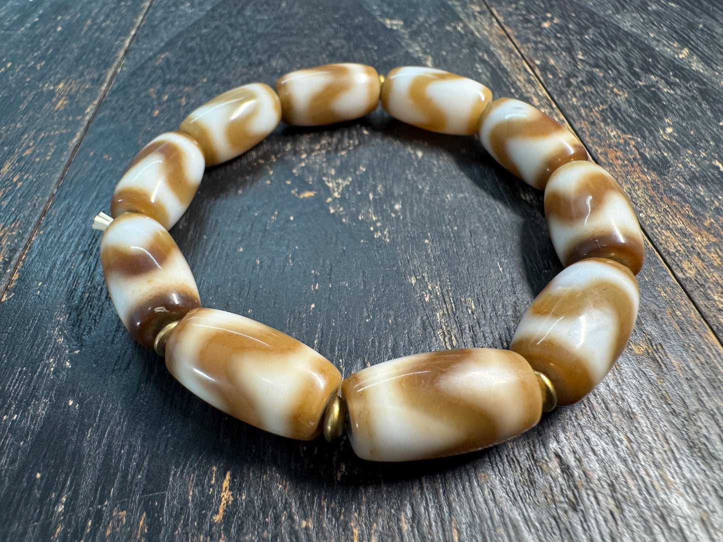 Vintage Tiger Tooth Dzi Bead Bracelet, Tibetan Agate Barrel Beads, Brown White Himalayan Bracelet, Tribal Protection Jewelry