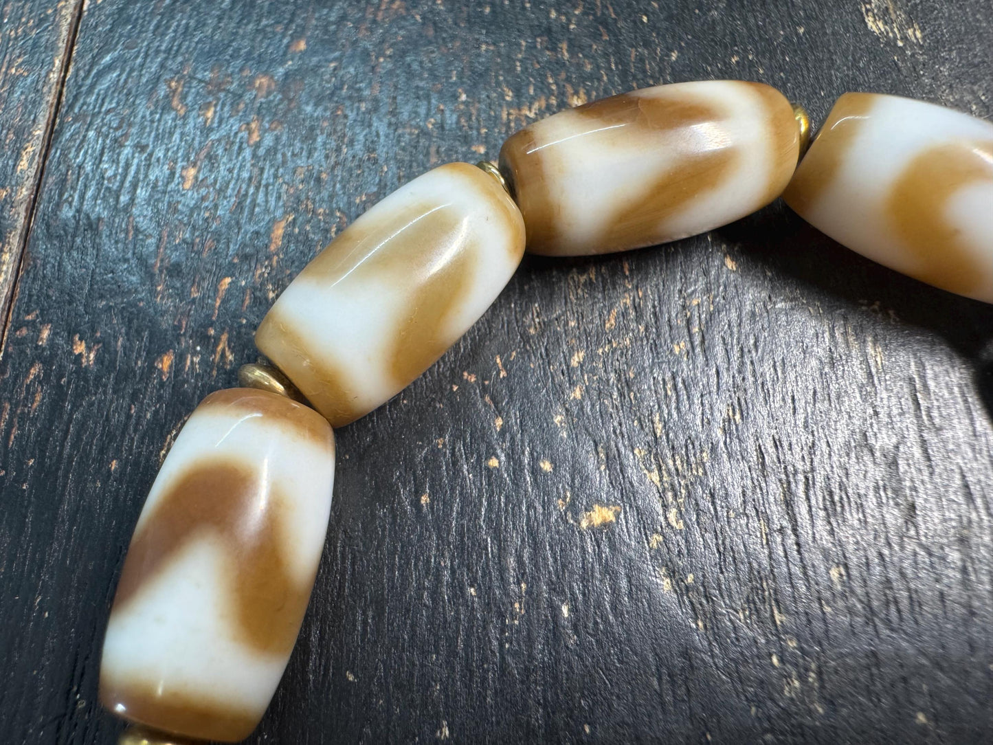 Vintage Tiger Tooth Dzi Bead Bracelet, Tibetan Agate Barrel Beads, Brown White Himalayan Bracelet, Tribal Protection Jewelry