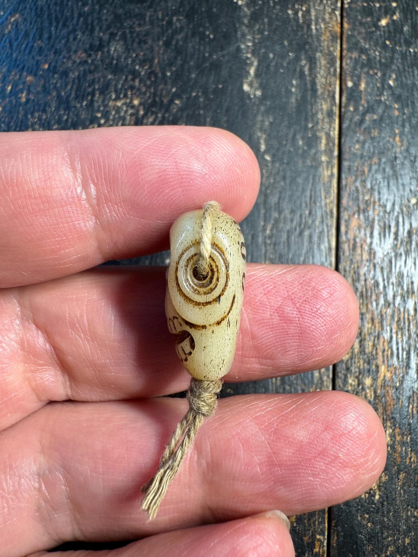 Hand Carved Yak Bone Citipati Skull Guru Bead – Tibetan Style Mala Center Bead, Three Hole Guru Bead, Meditation Jewelry Supply, Memento Mor