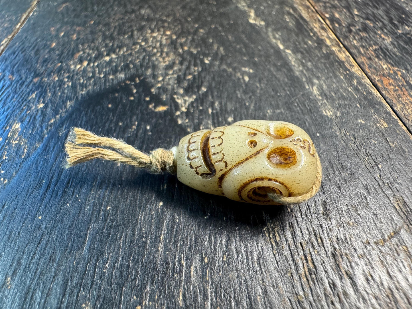 Hand Carved Yak Bone Citipati Skull Guru Bead – Tibetan Style Mala Center Bead, Three Hole Guru Bead, Meditation Jewelry Supply, Memento Mor