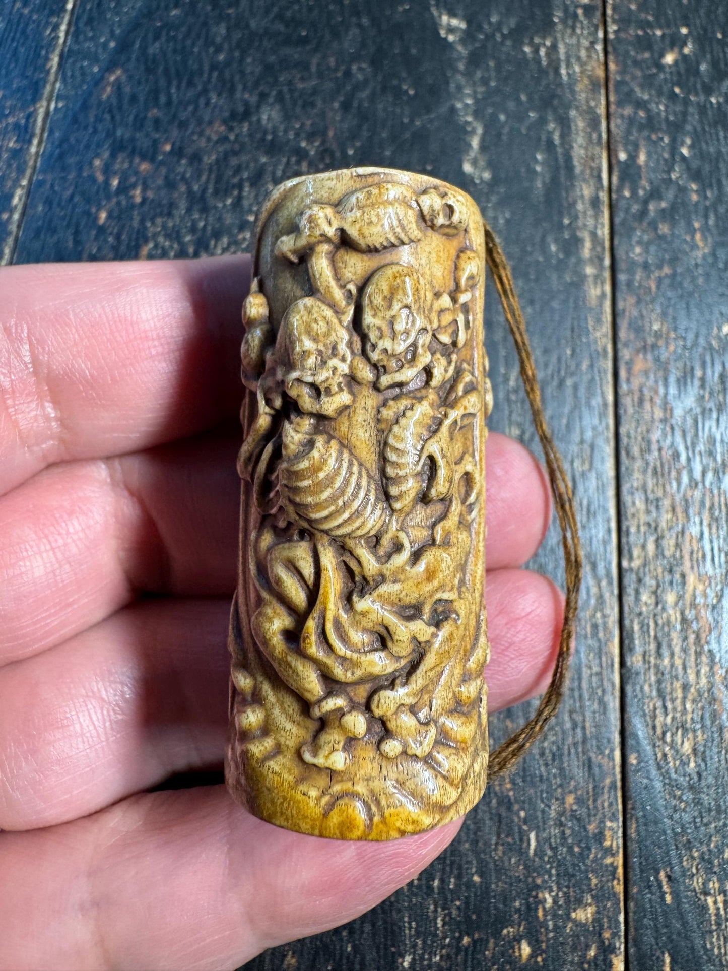 Hand Carved Hollow Yak Bone Citipati Pendant – Tibetan Style Skull Guardian Amulet, Dancing Skeleton Relief, Hollow Bone Container