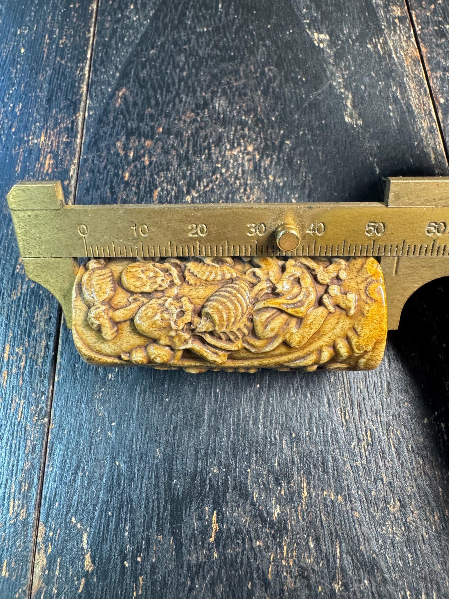 Hand Carved Hollow Yak Bone Citipati Pendant – Tibetan Style Skull Guardian Amulet, Dancing Skeleton Relief, Hollow Bone Container