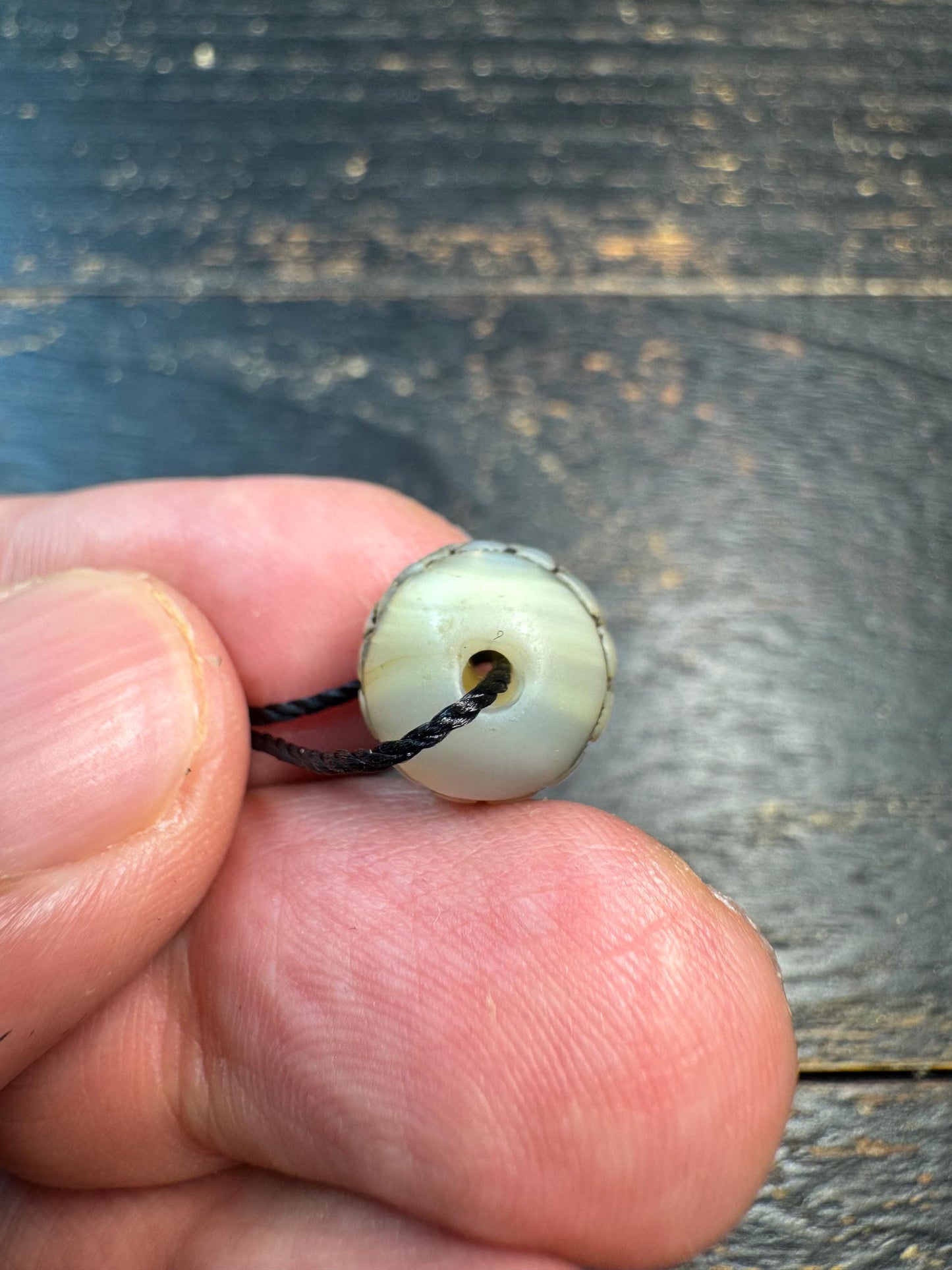 Hand Carved Shell Mountain Pattern Bead • Tibetan Style Guru Bead • Himalayan Mala Spacer • Handmade Shell Jewelry Supply • DIY Bracelet Nec