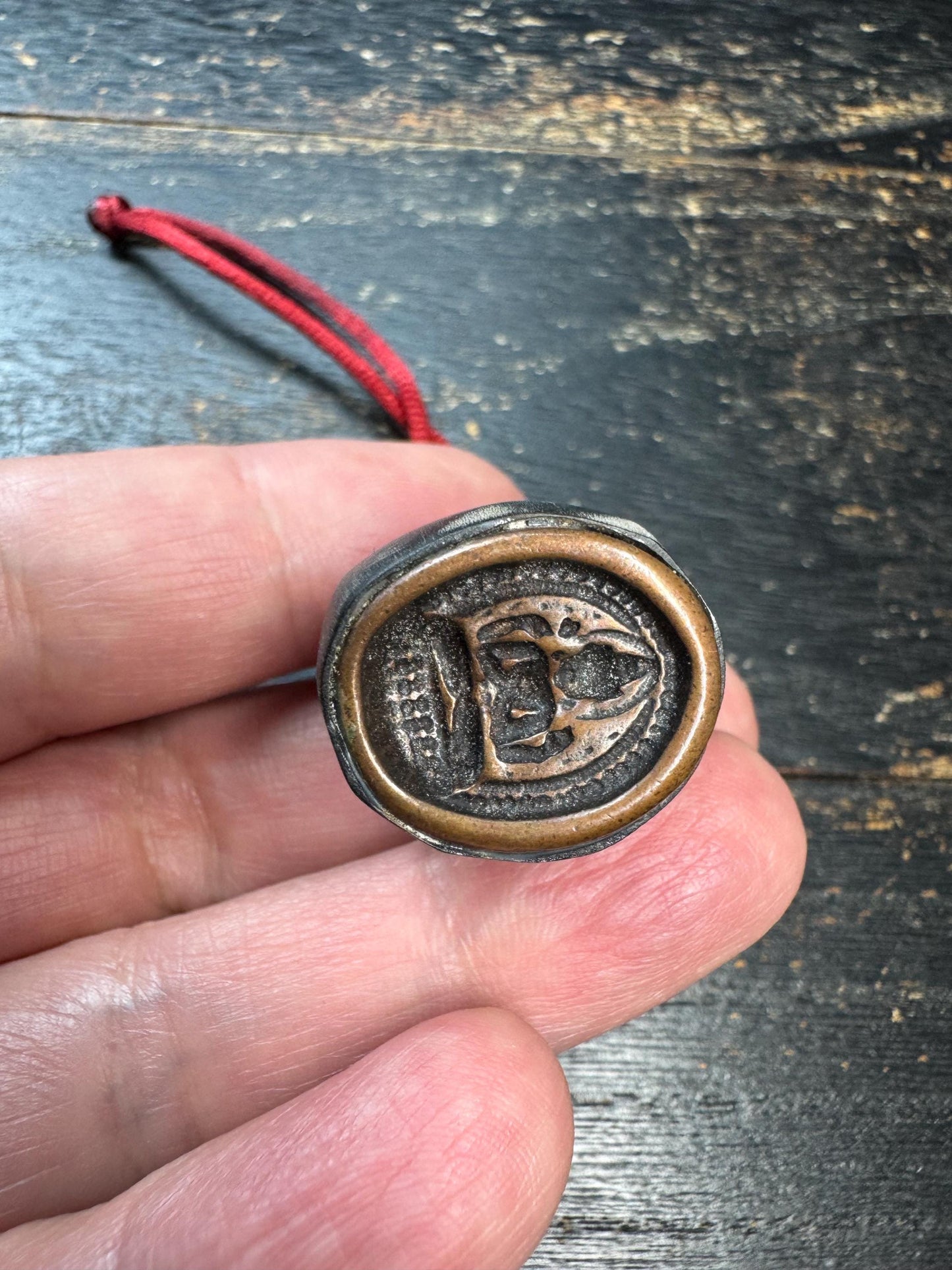 Vintage Himalayan Horn Tsa Tsa Seal Pendant, Hand Carved Buddha Mold Amulet, Buddhist Ritual Stamp, Nepal Folk Art Charm, Tribal Horn Talism