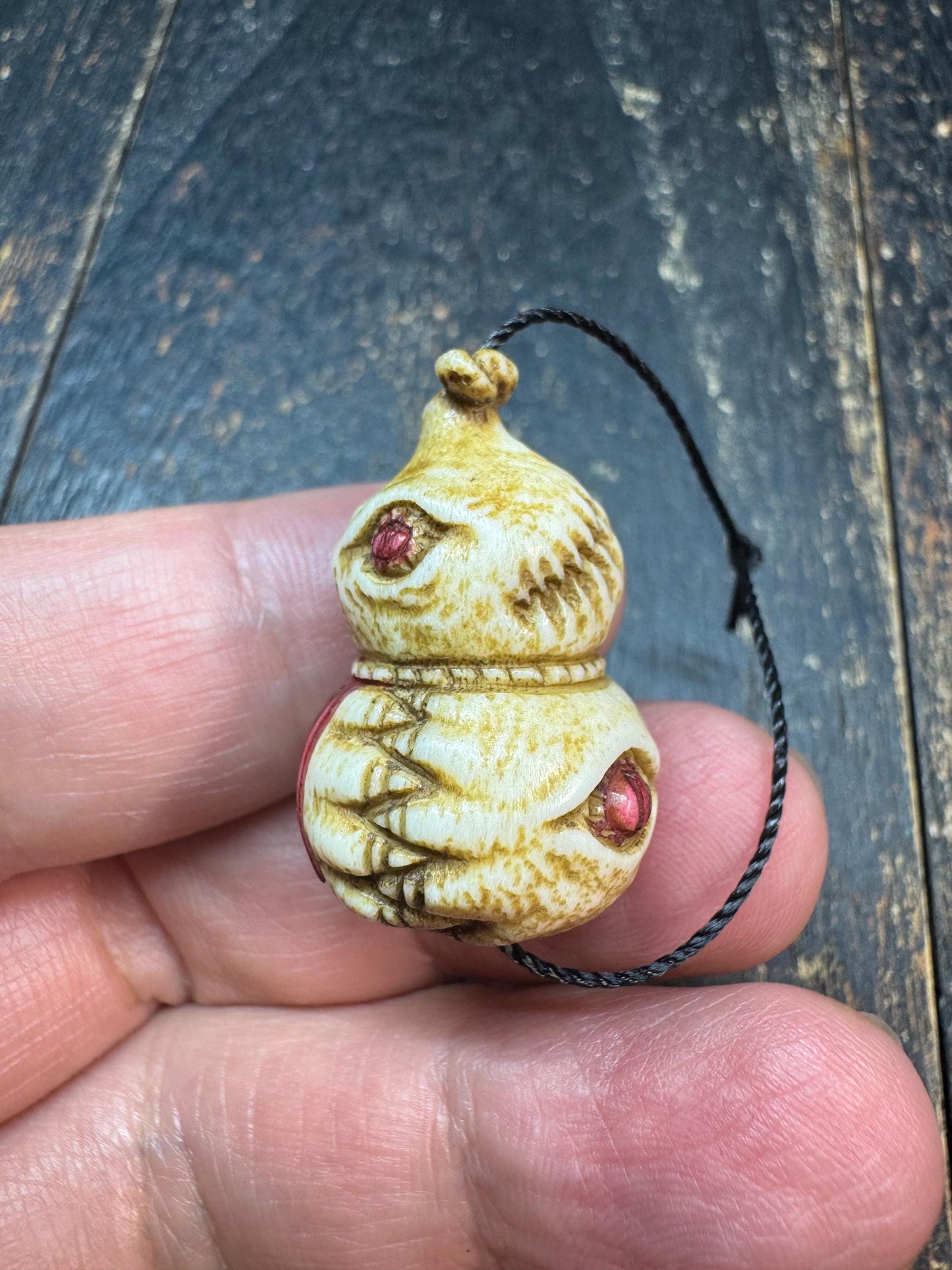 Hand Carved Deer Antler Wealth Gourd Pendant, Tibetan Buddhist Treasure Vase Amulet, One Eye Talisman Bead, Himalayan Style Charm
