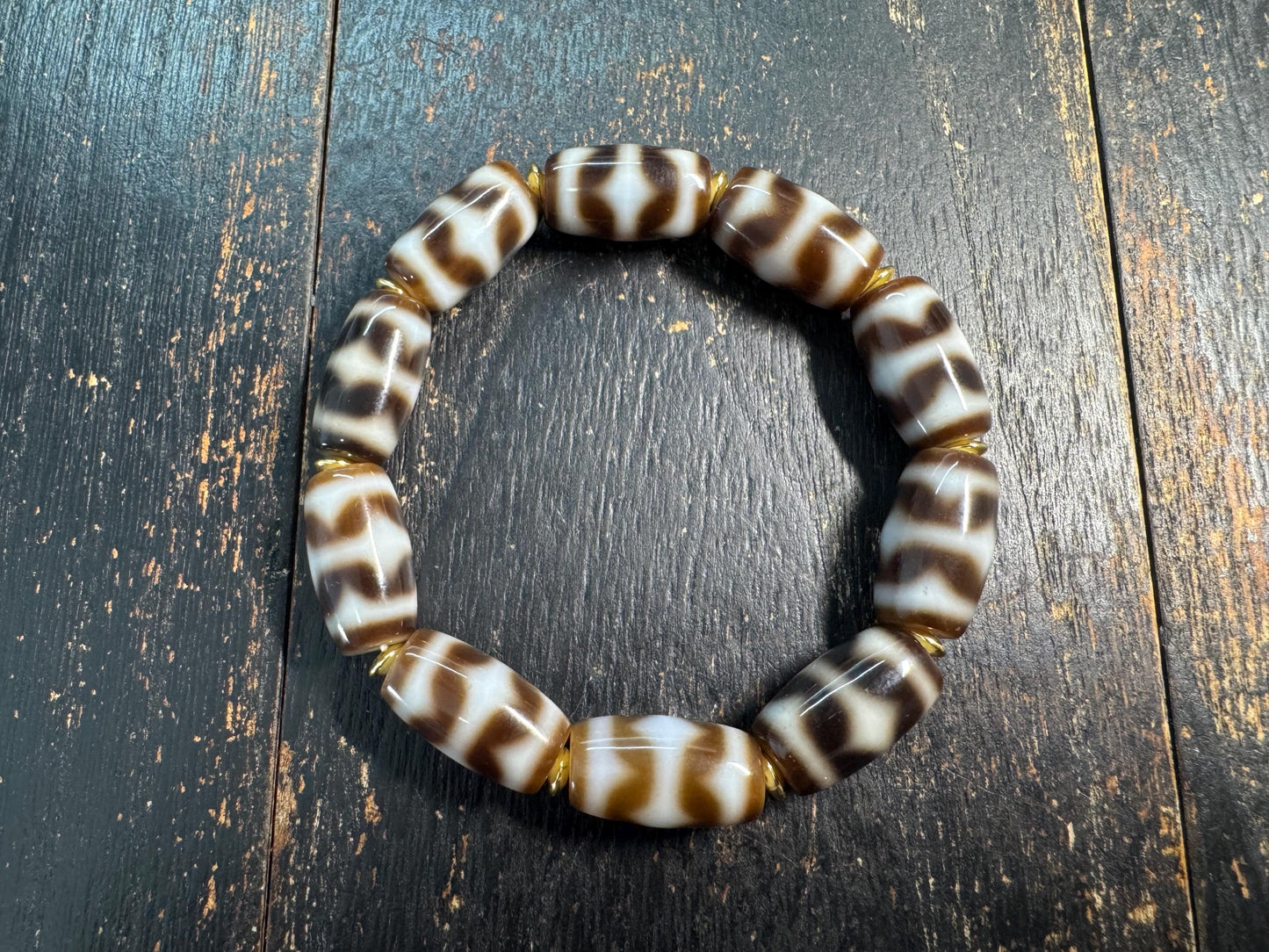 Vintage Tibetan Dzi Bead Bracelet – Brown & White Barrel Agate Beads, Himalayan Stretch Bracelet, Protection Jewelry