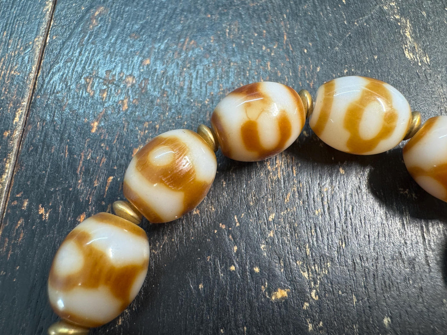Vintage Three Eye Dzi Bead Bracelet, Tibetan Agate Bracelet, Brown White Barrel Beads, Himalayan Stretch Bracelet, Protection Jewelry