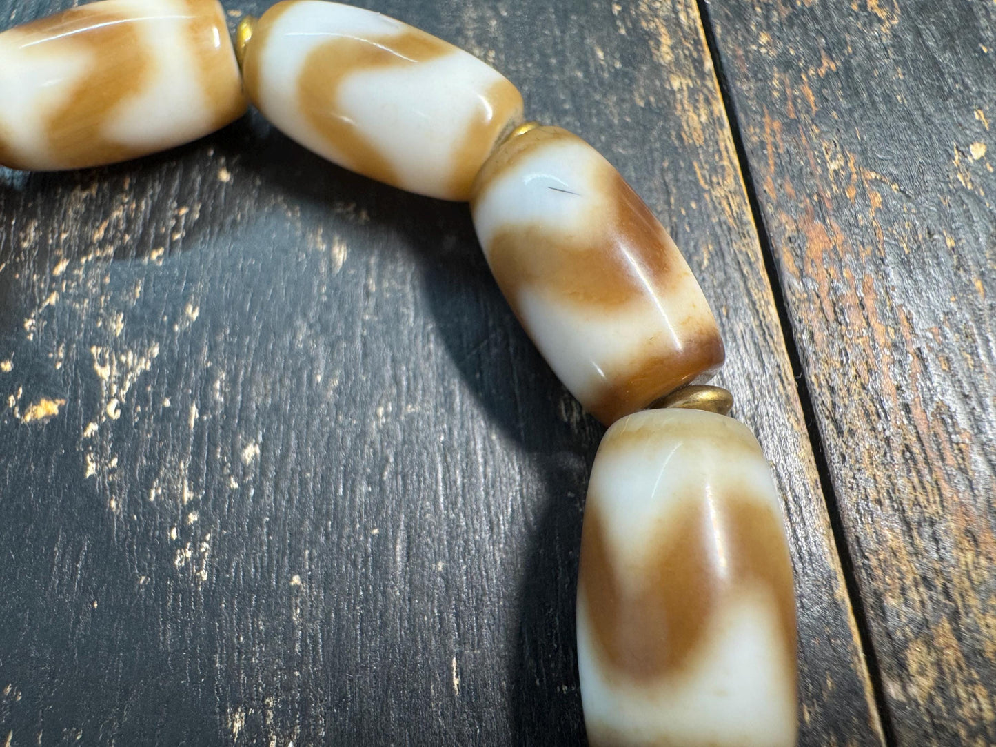 Vintage Tiger Tooth Dzi Bead Bracelet, Tibetan Agate Barrel Beads, Brown White Himalayan Bracelet, Tribal Protection Jewelry