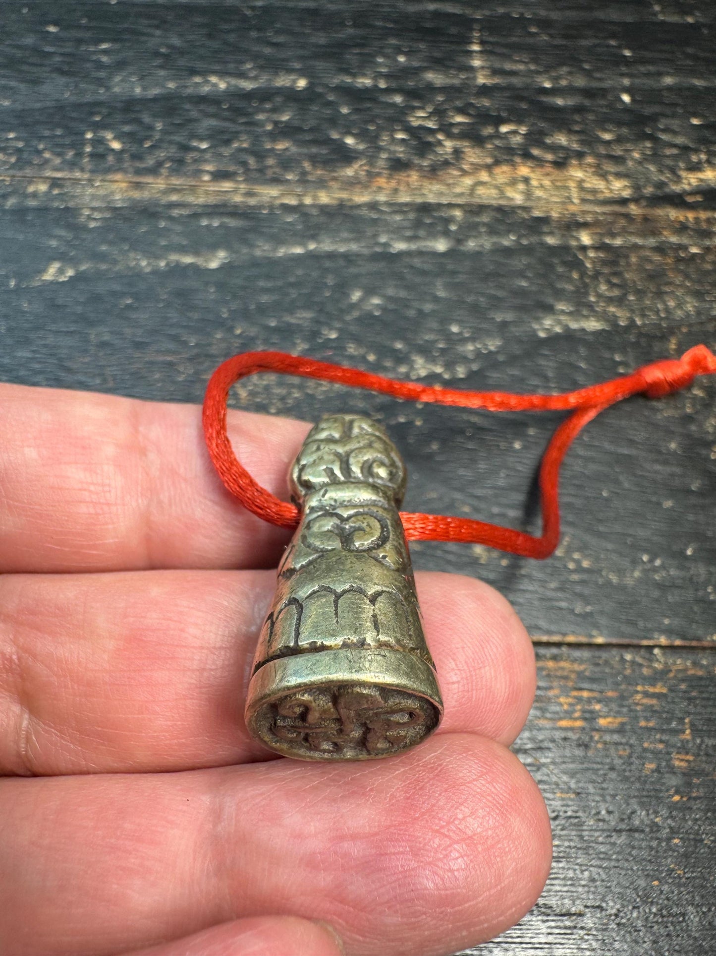 Vintage Tibetan White Brass Seal Pendant • Cloud Motif Stamp Amulet • Himalayan Seed Syllable Seal • Tibetan Ritual Charm • Buddhist Talisma