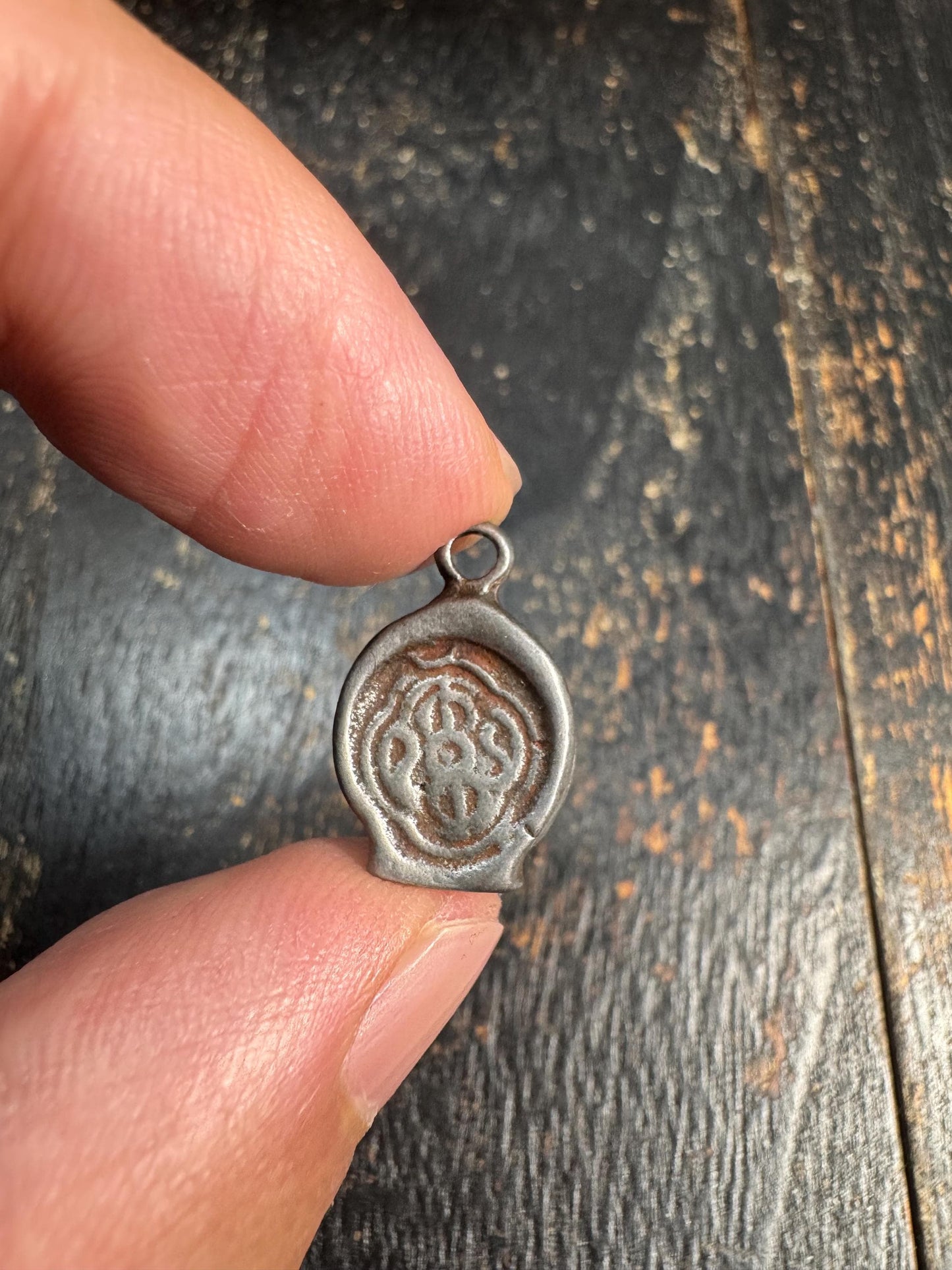 Vintage Kurukulla Thokcha Pendant • Mother Buddha Kuru Amulet • Tibetan Iron Talisman • Mala Pendant • Prayer Bead Accessory (H705)