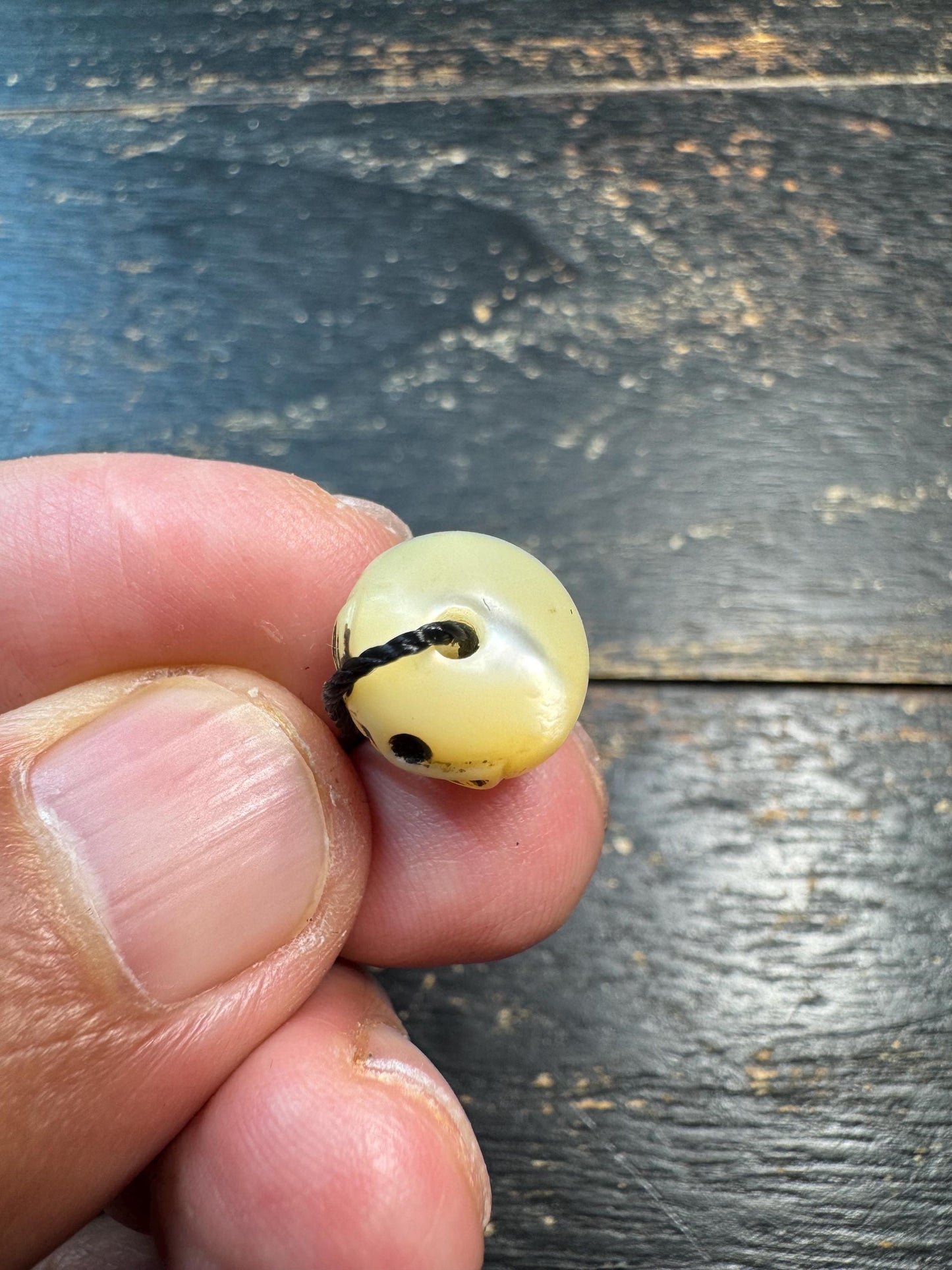 Vintage Hand Carved Shell Skull Bead • Smiling Skull Spacer Bead • Gothic Jewelry Supply • Handmade Mala Accent Bead • DIY Bracelet & Neckla