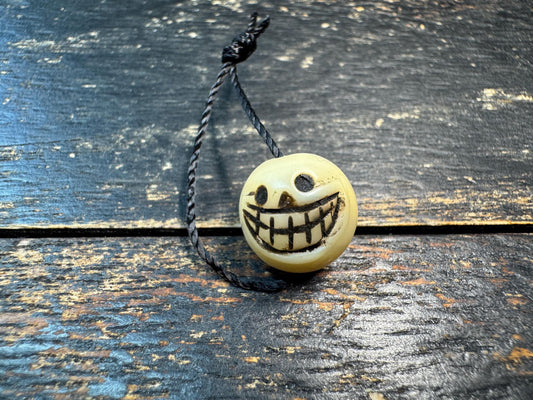 Vintage Hand Carved Shell Skull Bead • Smiling Skull Spacer Bead • Gothic Jewelry Supply • Handmade Mala Accent Bead • DIY Bracelet & Neckla