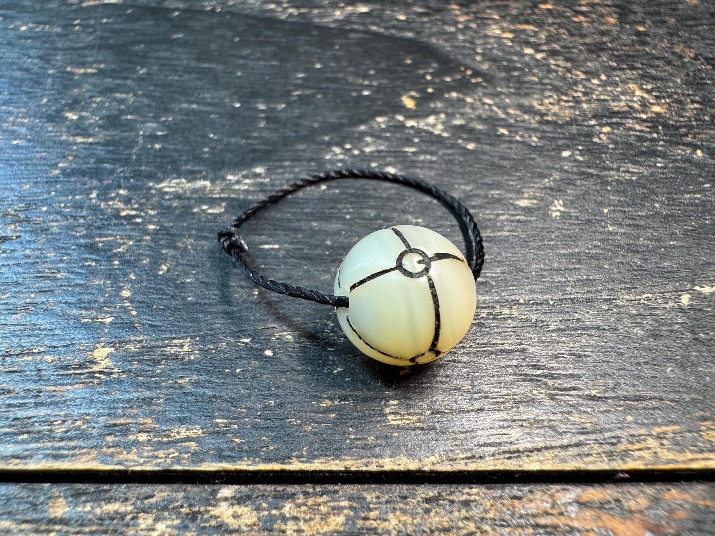 Hand Carved Shell Lotus Mantra Dot Bead • Tibetan Style Guru Bead • Floral Mala Spacer • Handmade Shell Jewelry Supply • DIY Bracelet Neckla
