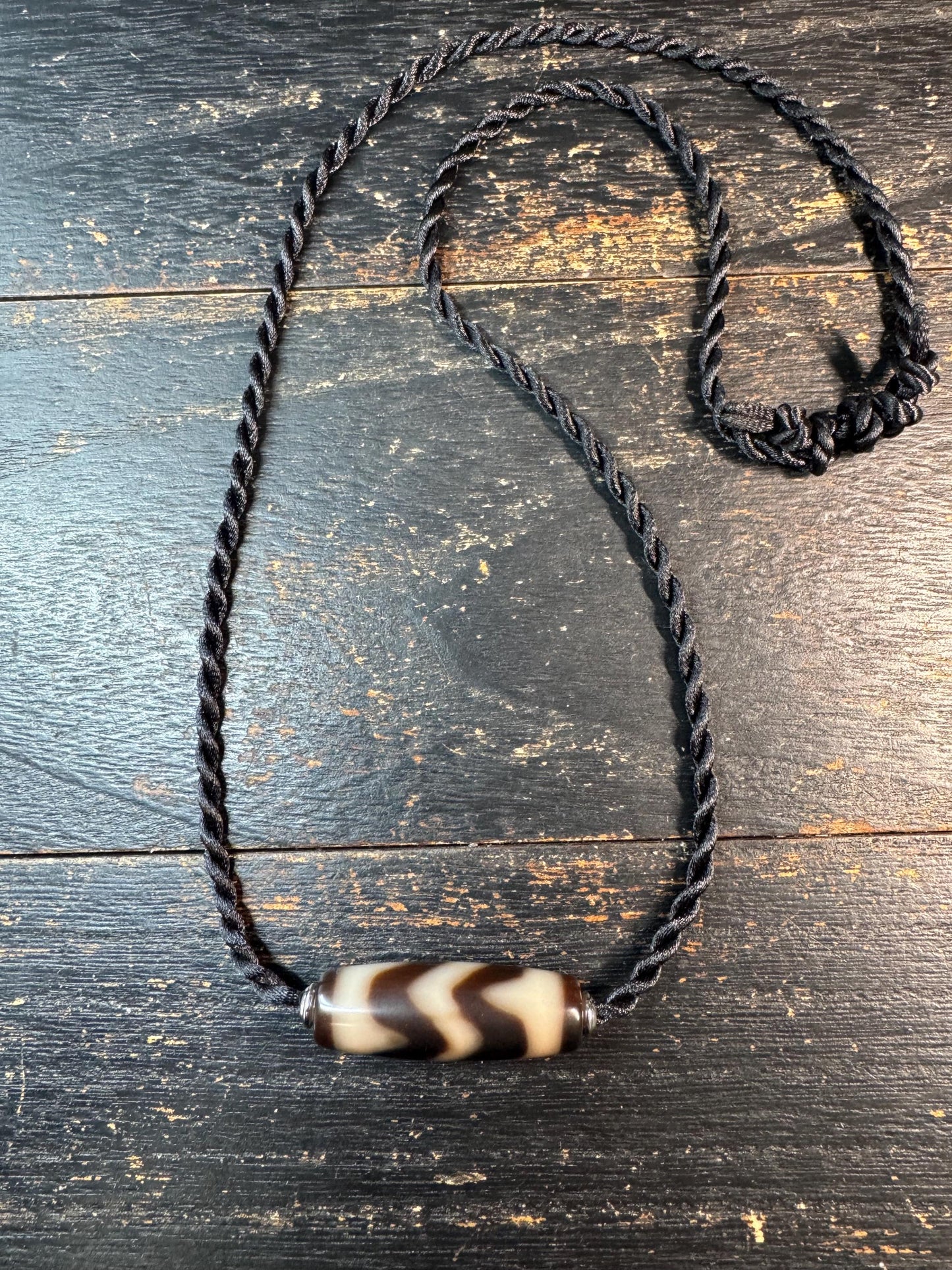 Water Pattern Dzi Agate Pendant Necklace • Adjustable Cord Necklace • Himalayan Style Etched Agate Bead • Flowing Water Motif Amulet • Unise