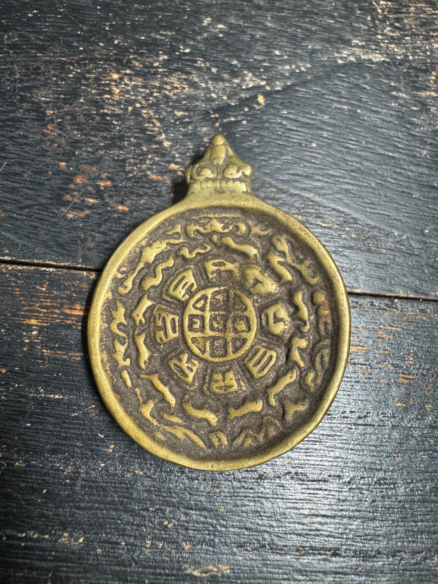 Tibetan Brass Bagua Amulet Pendant – Eight Trigrams Protection Talisman with Garuda Back, Himalayan Feng Shui Amulet(H720)