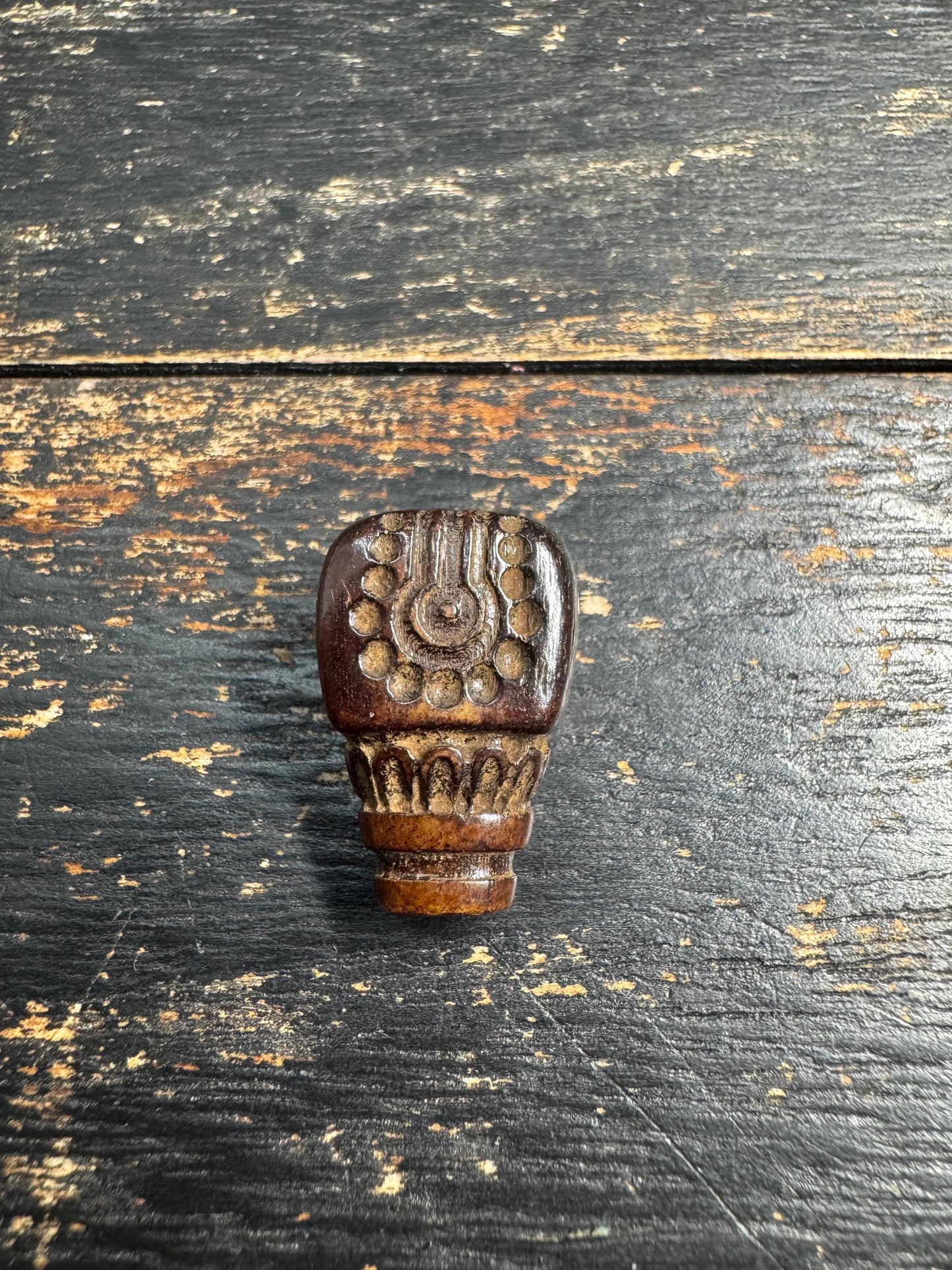 Vintage Hand-Carved Yak Bone Guru Bead with Mantra Motif | Tibetan Three-Hole Guru Bead for Mala Necklace | Replacement Center Bead(H725)