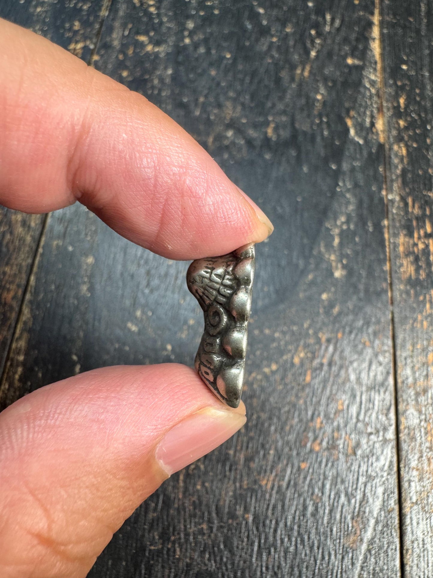 Vintage Brass Snow Lion Bead • Tibetan Snow Lion Guru Bead • Himalayan Guardian Lion Spacer • Brass Mala Bead • Buddhist Prayer Bead Supply
