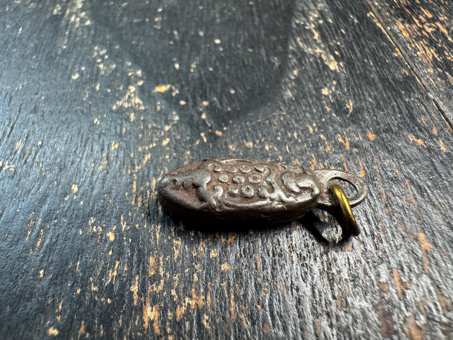 Tibetan Thokcha Iron Scorpion Pendant | Guru Rinpoche Amulet Charm, Ethnic Side Pendant, Buddhist Talisman Jewelry Supply(H701)