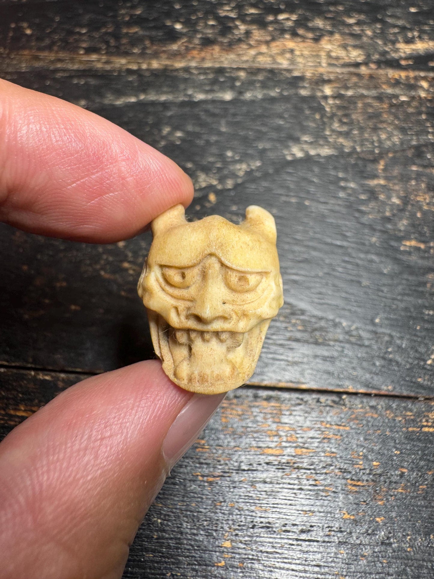 Vintage Hand Carved Deer Antler Skull Guru Bead, Multi Face Carved Spacer Bead, Tibetan Style Mala Center Bead, Prayer Bead DIY Jewelry(H753
