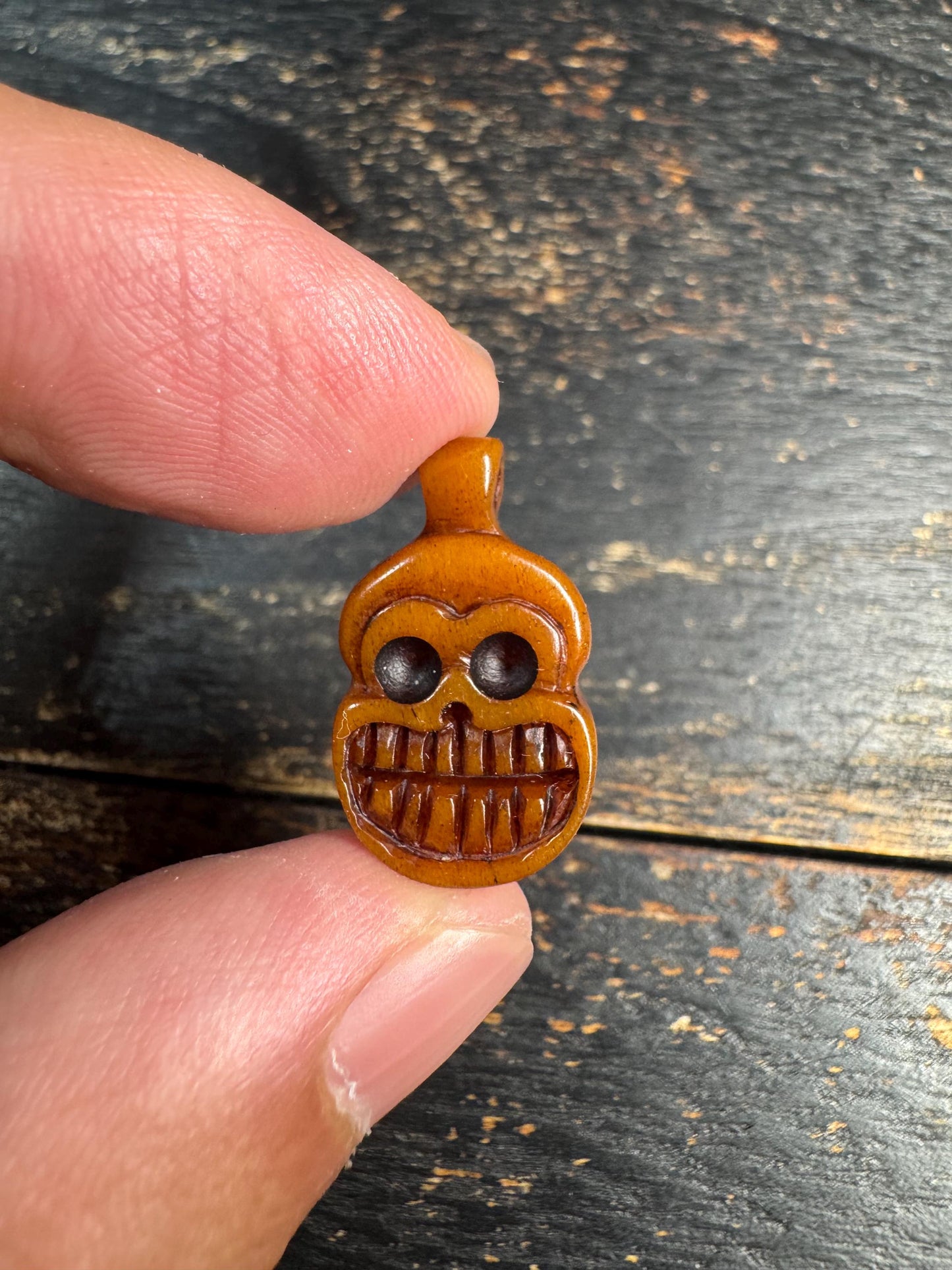 Hand Carved Yak Bone Skull Pendant, Tibetan Style Skeleton Amulet, Buddhist Mala Charm, Gothic Necklace Pendant, Nepal Handmade(H771)
