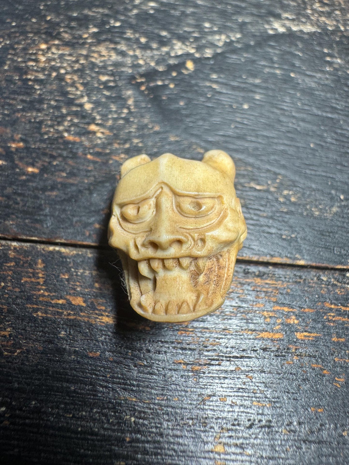 Vintage Hand Carved Deer Antler Skull Guru Bead, Multi Face Carved Spacer Bead, Tibetan Style Mala Center Bead, Prayer Bead DIY Jewelry(H753