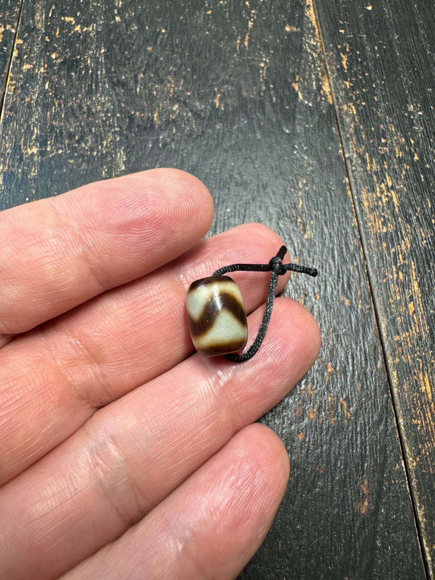 Tiger Tooth Dzi Bead | Handmade Tibetan Agate Pendant | Protection Amulet | Himalayan Spiritual Bead | Mala Guru Bead | Adjustable Cord(H782