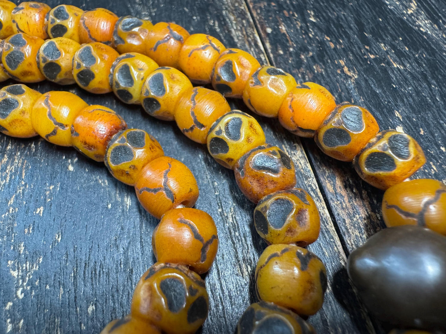 Vintage Tibetan Skull Bone Mala 108 Beads 9mm 30 Inches – Hand Carved Skull Prayer Beads, Buddhist Meditation Necklace, Gothic Mala(H761)