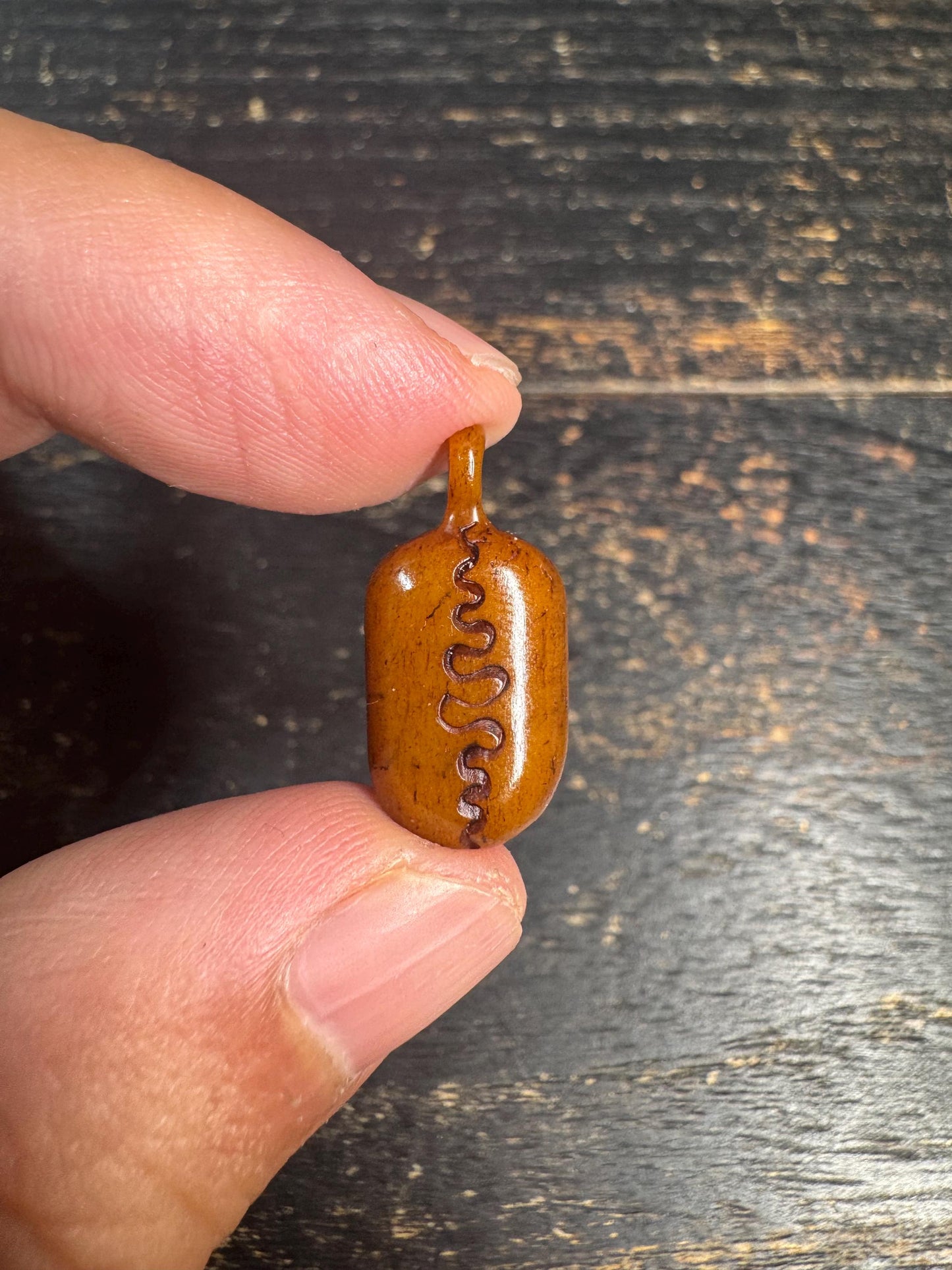 Hand Carved Bone Skull Pendant Tibetan Charnel Ground Amulet Gothic Buddhist Charmy(H770)