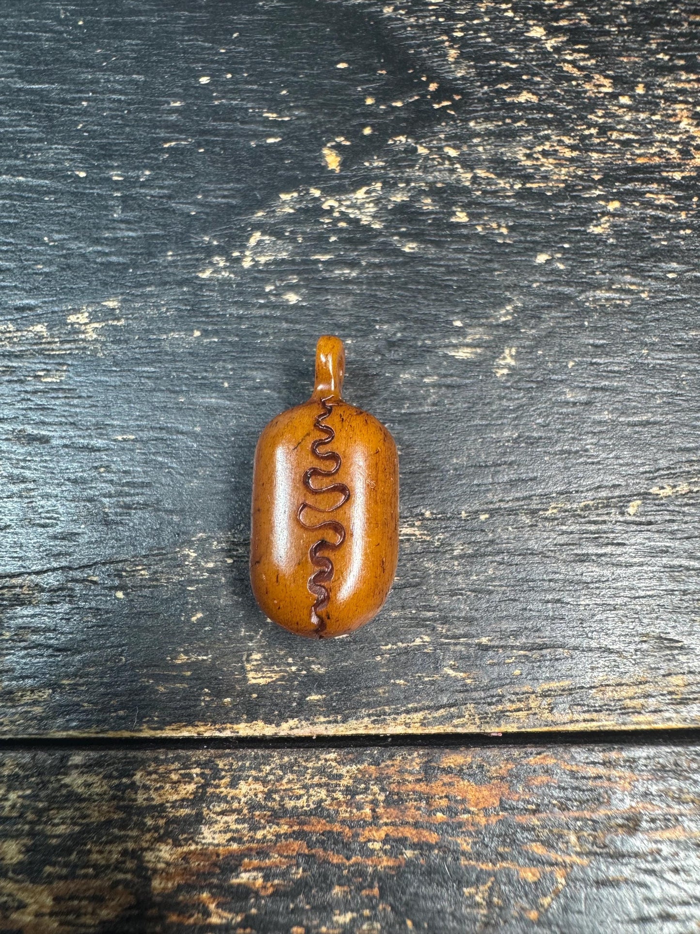 Hand Carved Bone Skull Pendant Tibetan Charnel Ground Amulet Gothic Buddhist Charmy(H770)