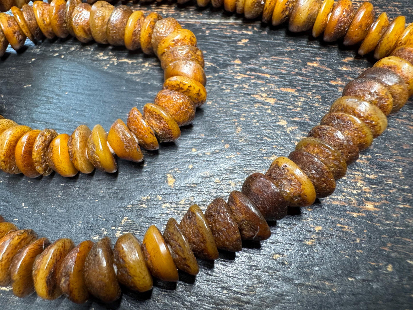 Antique Tibetan Yak Bone Mala Necklace – 108 Beads | Vintage Disc-Shaped Prayer Beads | Hand-Strung Buddhist Meditation Mala 16inches(H773)
