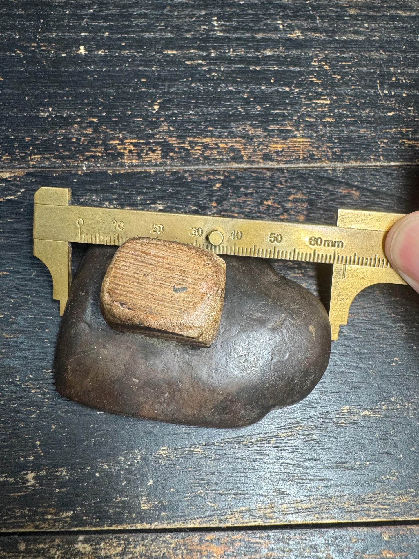 Old Panjaranata Mahakala Tsa Tsa Mold – Antique Tibetan Clay Mold with Wooden Handle, Ritual Buddhist Statue Maker, Sacred Altar Tool(H850)