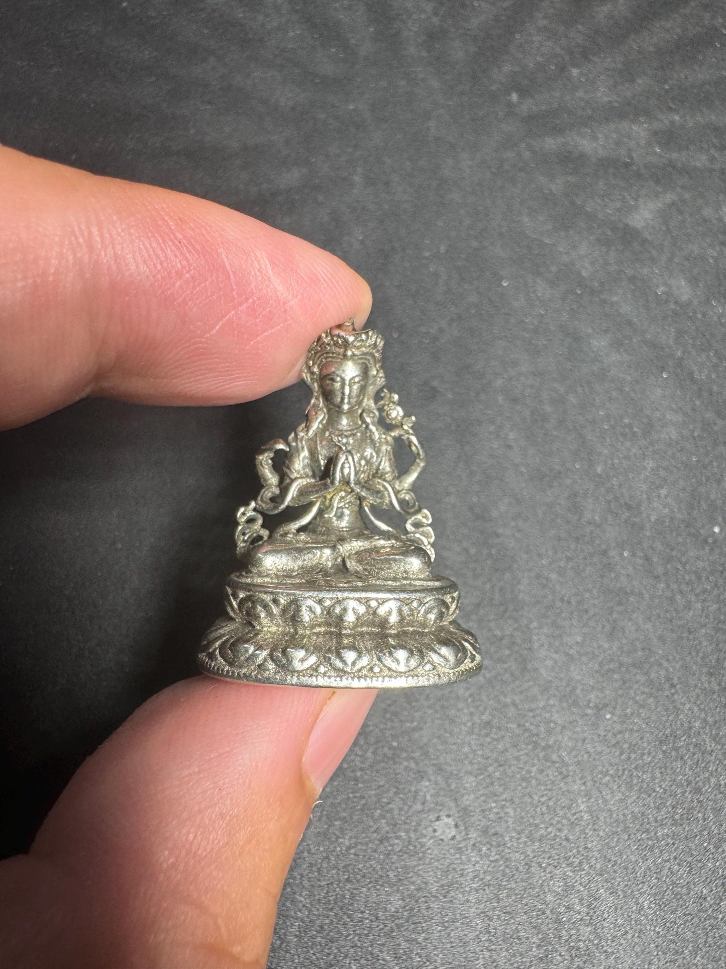 Mini White Copper Four-Armed Avalokiteshvara (Chenrezig) Statue, 30mm Buddhist Compassion Deity, Handmade Karma Altar Figurine(H776)