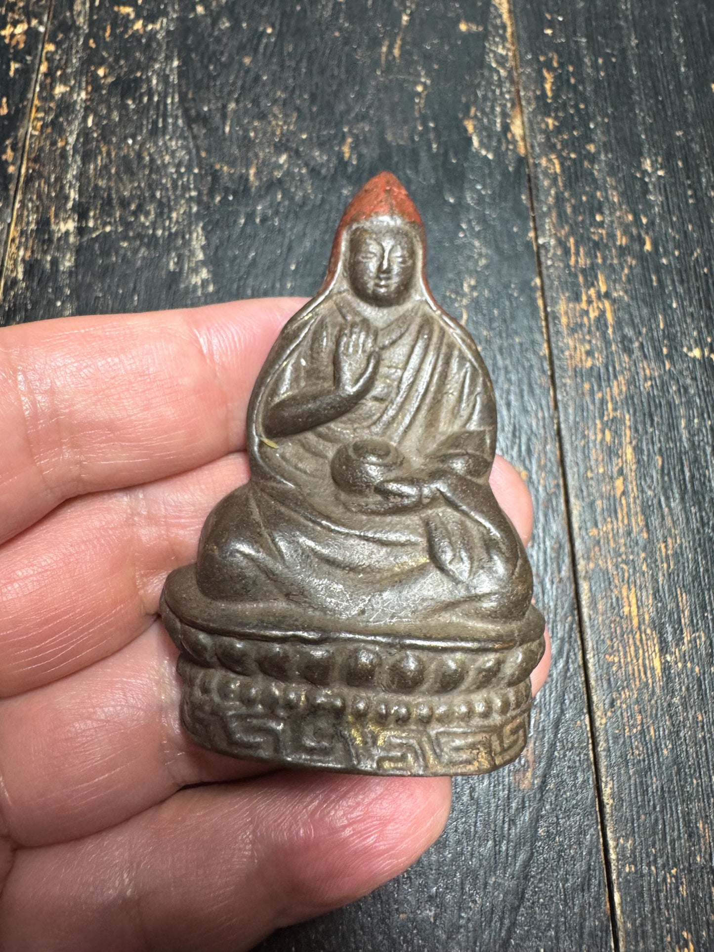 Old Tibetan Bronze Je Tsongkhapa Statue | Hand-Painted Gelug Master Buddha Figure | Antique Tibetan Buddhist Temple Altar Sculpture(H870）