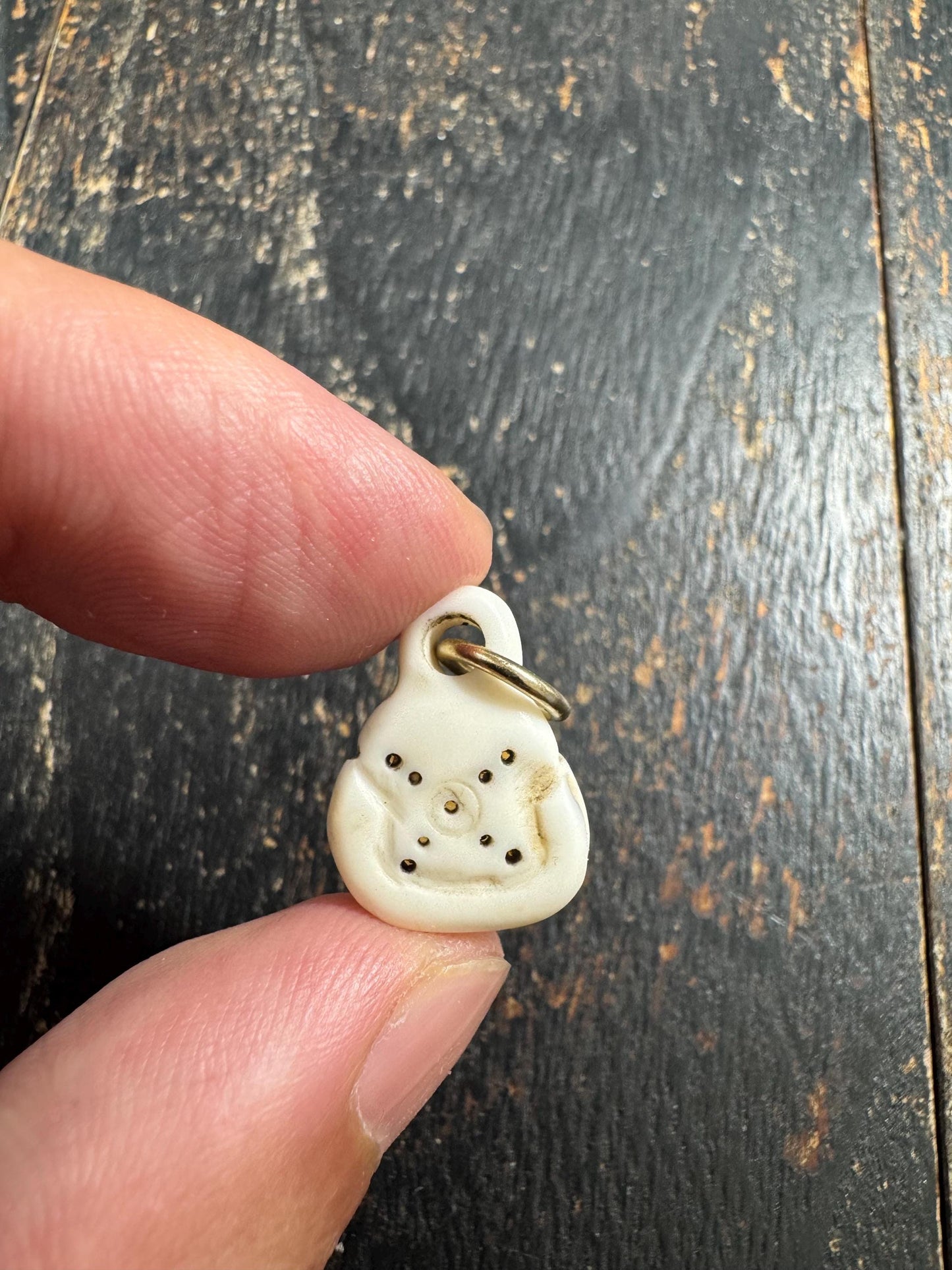 Hand-Carved Conch Shell Mantra Dot Pendant | Tibetan Buddhist Blessing Amulet | Nepal Shell Charm with Brass Bail(H871)