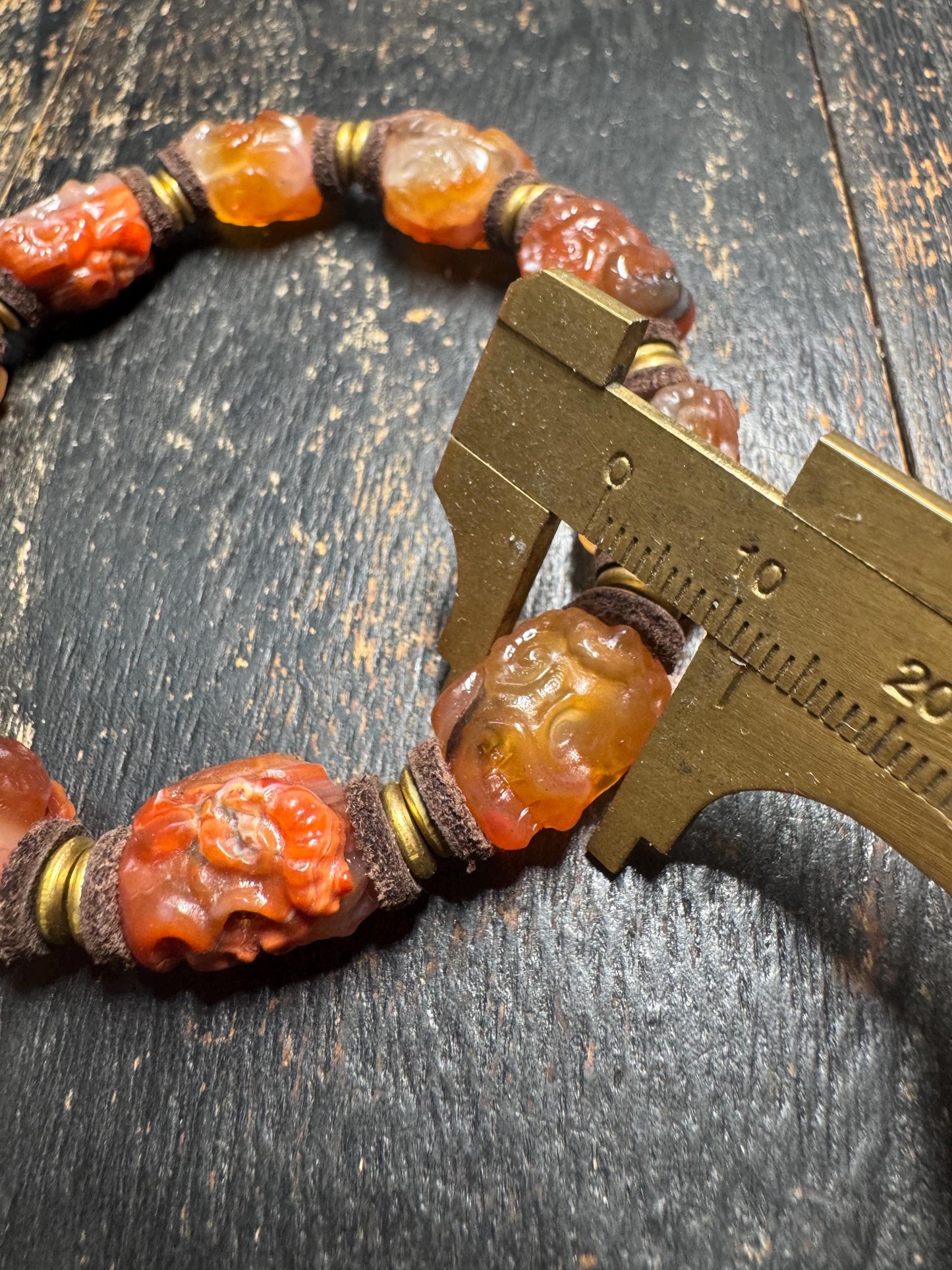 Hand-Carved Carnelian Agate Charnel Ground Skull Bracelet | Tibetan-Inspired Memento Mori Wrist Mala(H872)