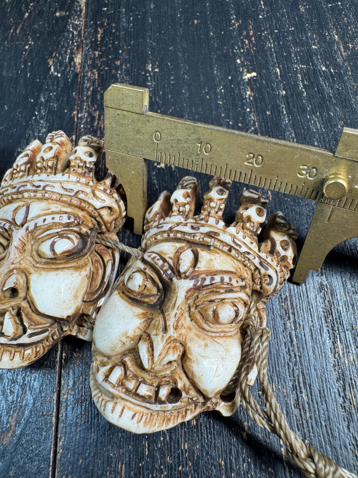 Yak Bone Citipati  Mahakala Mask Necklace – Hand Carved Skull Lords & Wrathful Protector – Tibetan Buddhist Style Ritual Pendant –(H909)
