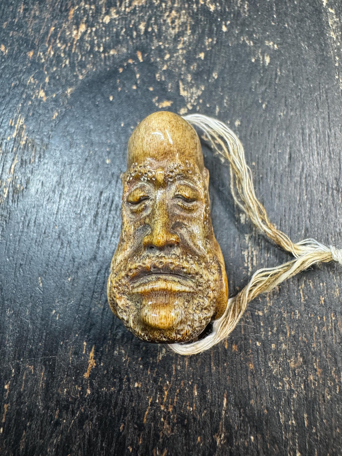 Hand Carved Deer Antler Bodhidharma Bead | Daruma Patriarch Pendant | Tibetan Buddhist Guru Bead | Himalayan Mala Focal Bead (H971)