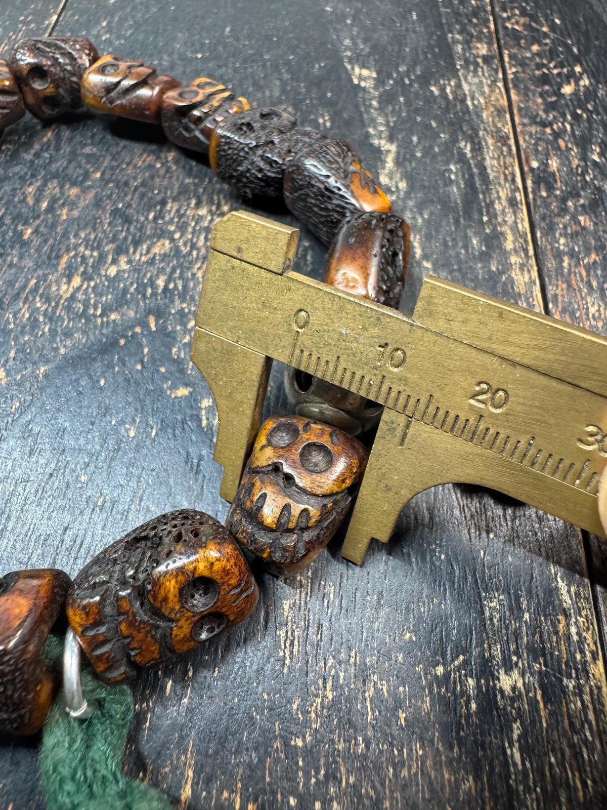 Yak Bone Skull Handheld Mala | Brass Guru Bead Prayer Beads | Tibetan Style Hand Hold | Carved Bone Skull Amulet | Himalayan Meditation(H972